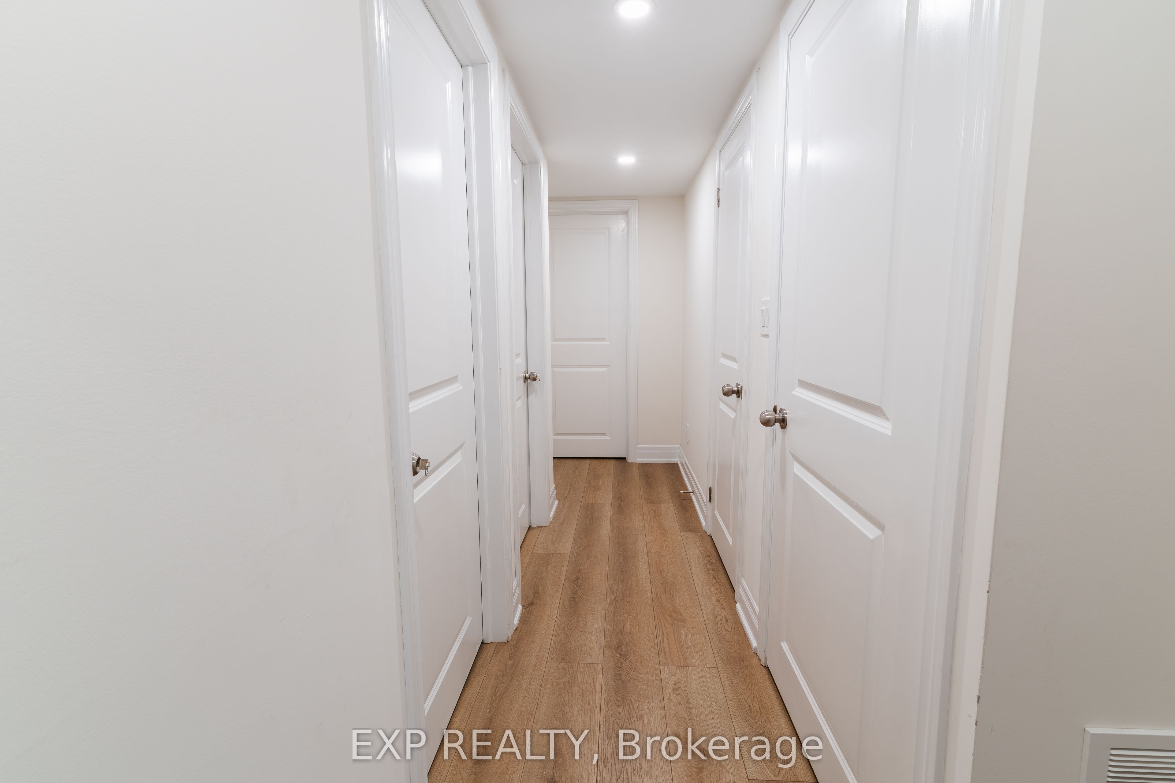 34 Rodda Boulevard Property Photo 8