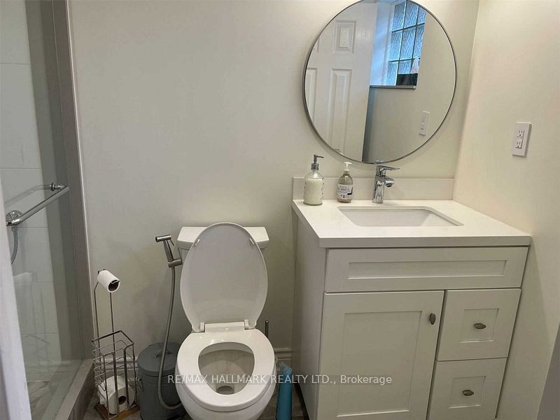 6 Margate Crescent Lower Property Photo 6