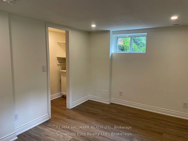 6 Margate Crescent Lower Property Photo 10