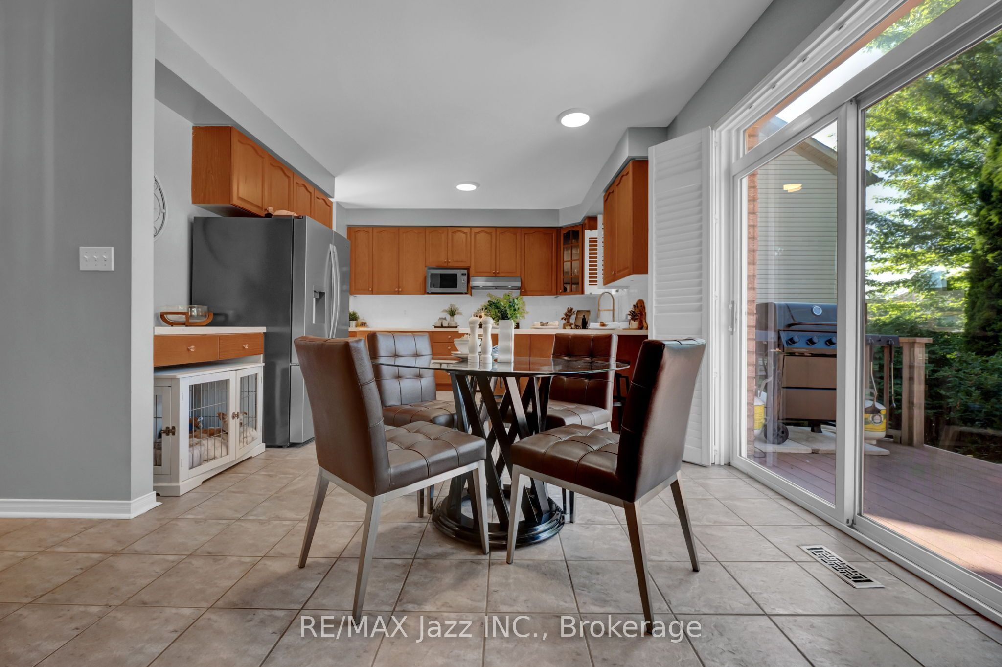 1098 Keswick Court Property Photo 23
