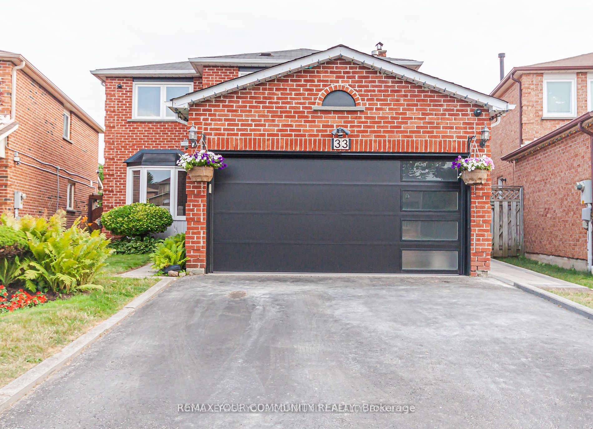 33 Durness Avenue Bsmt Property Photo 1