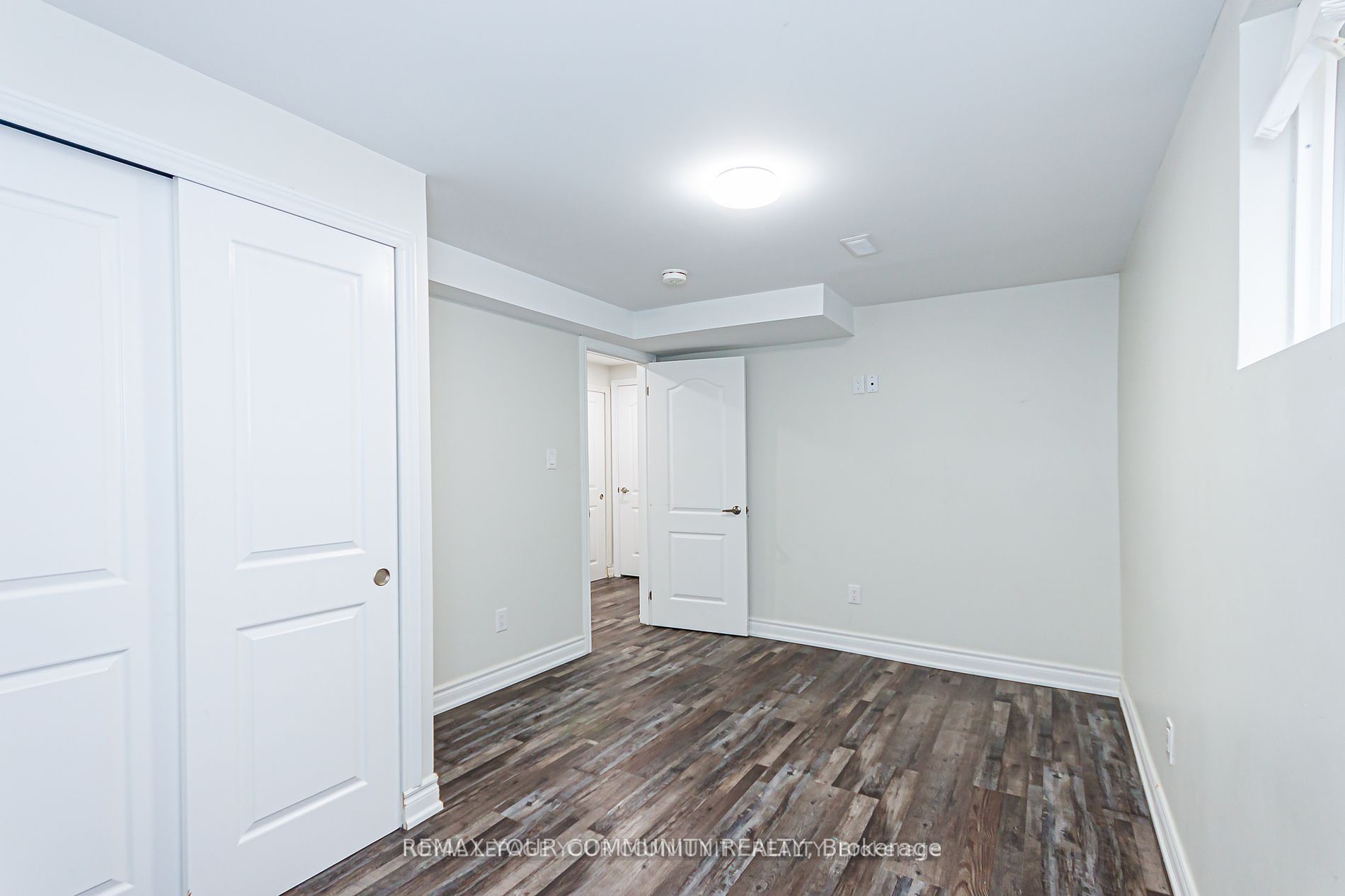 33 Durness Avenue Bsmt Property Photo 22