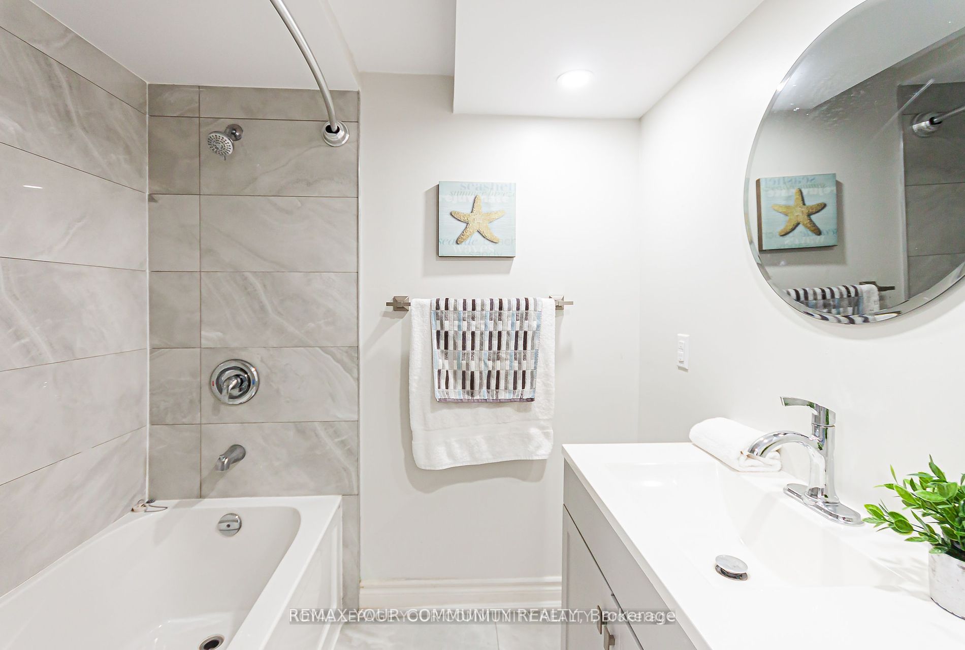 33 Durness Avenue Bsmt Property Photo 24