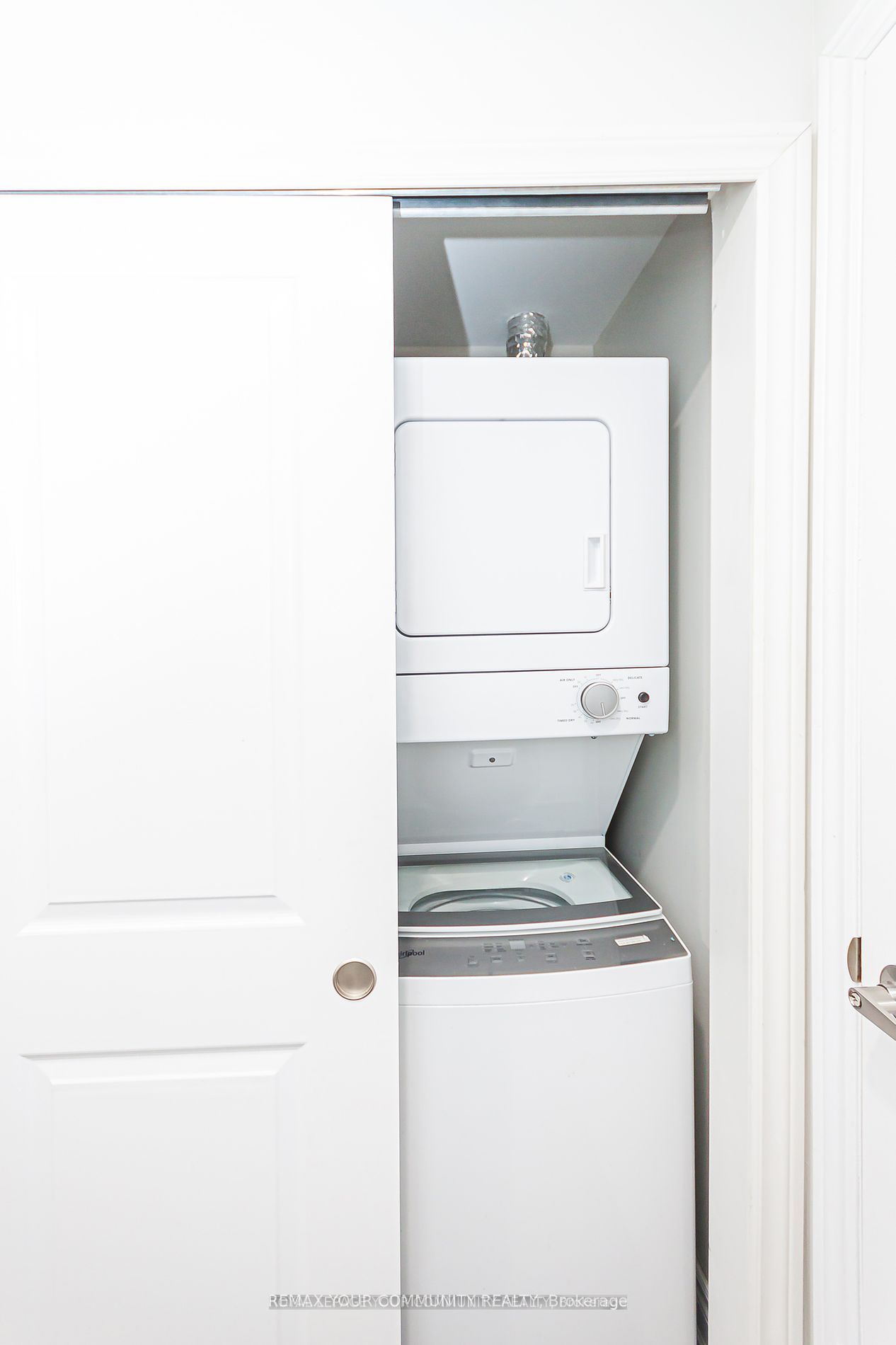 33 Durness Avenue Bsmt Property Photo 29