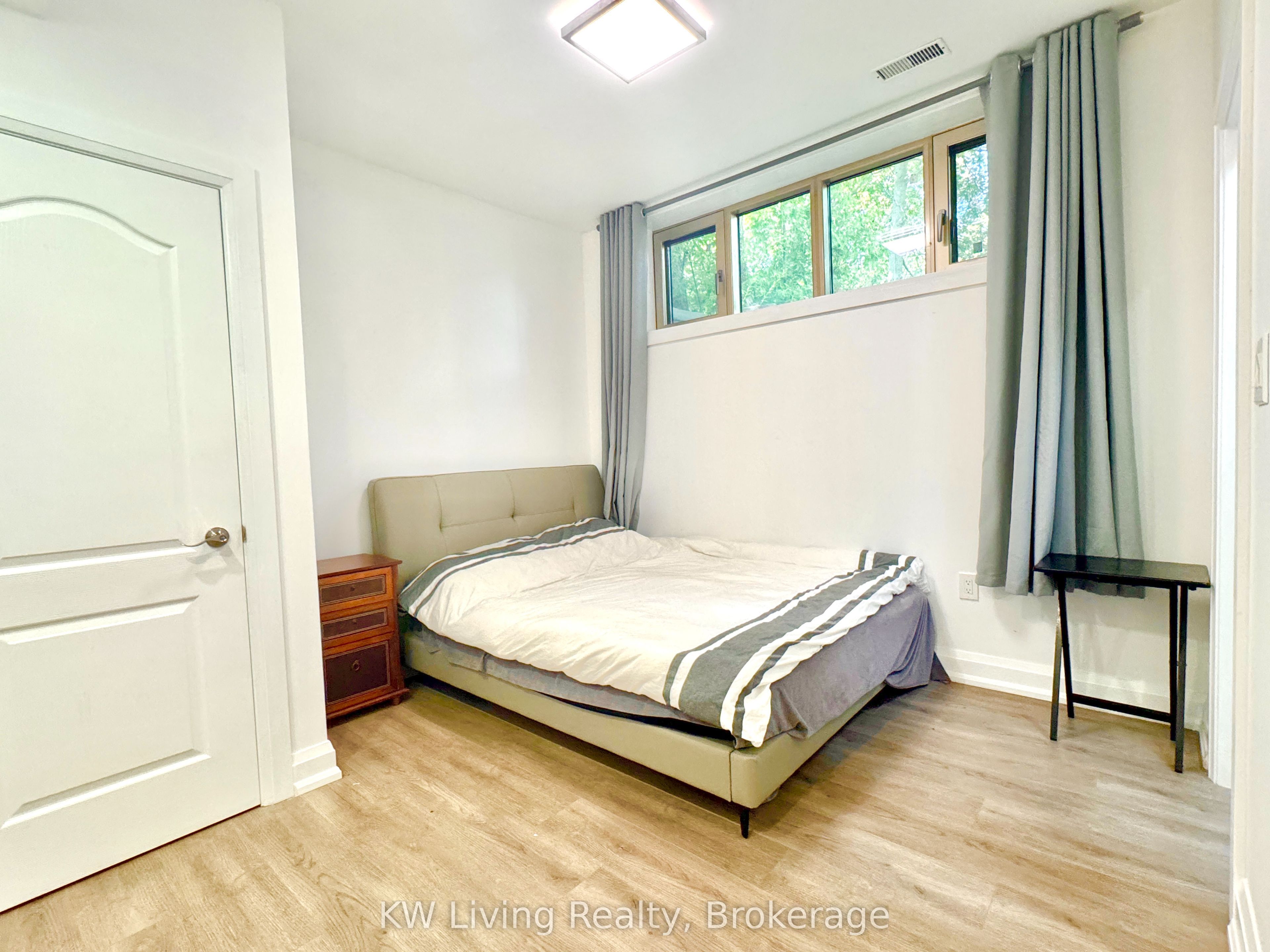 5 Todd Road Property Photo 28