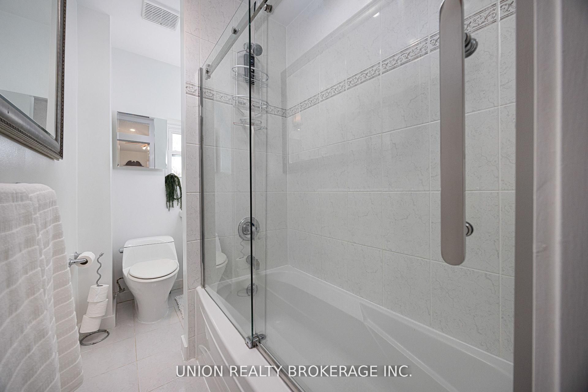 154 Blantyre Avenue Property Photo 25