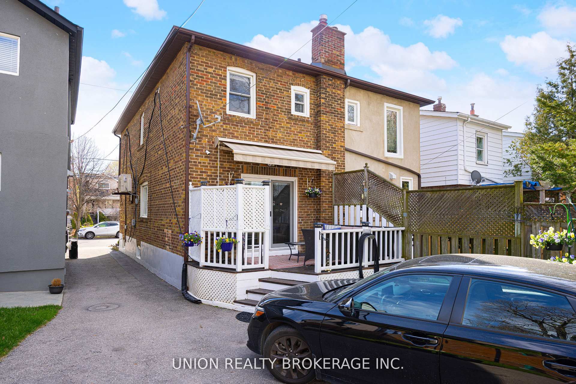 154 Blantyre Avenue Property Photo 33