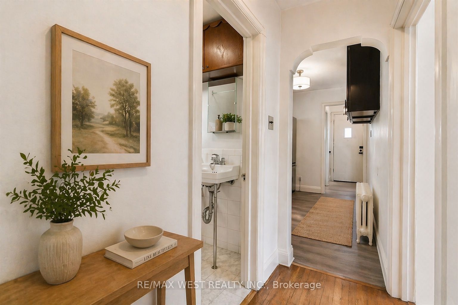 5 Dieppe Road S Property Photo 12