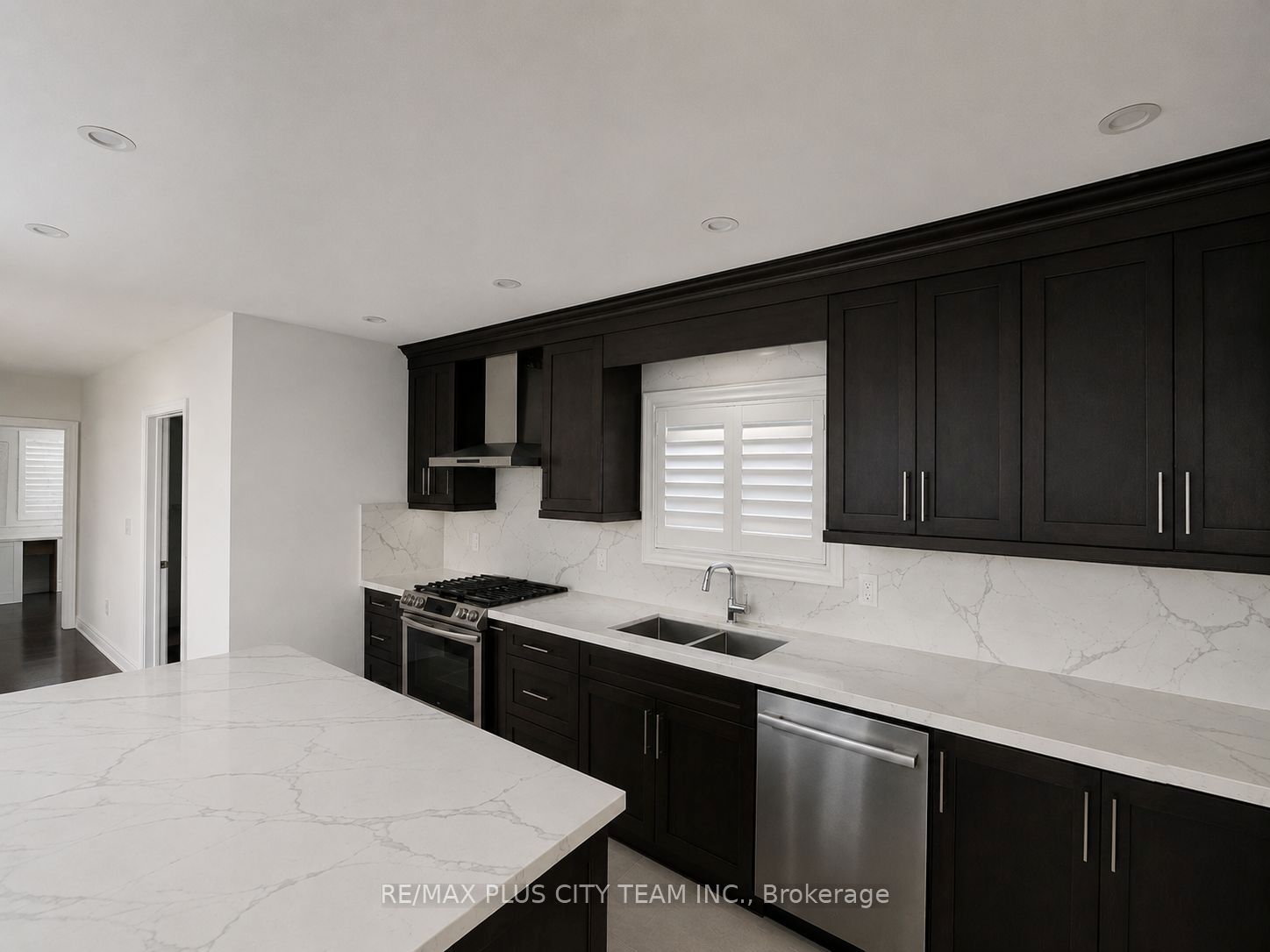 1027 Pape Avenue A Property Photo 1
