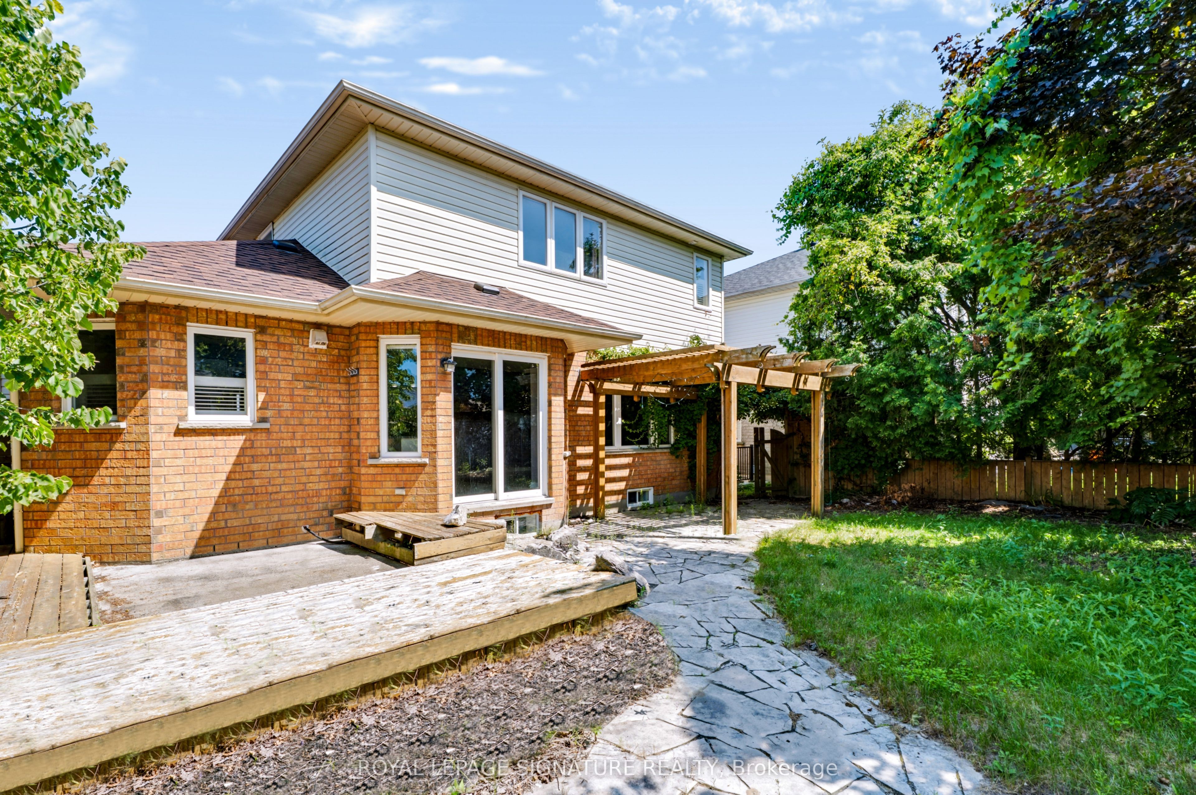 94 Niagara Drive Property Photo 29