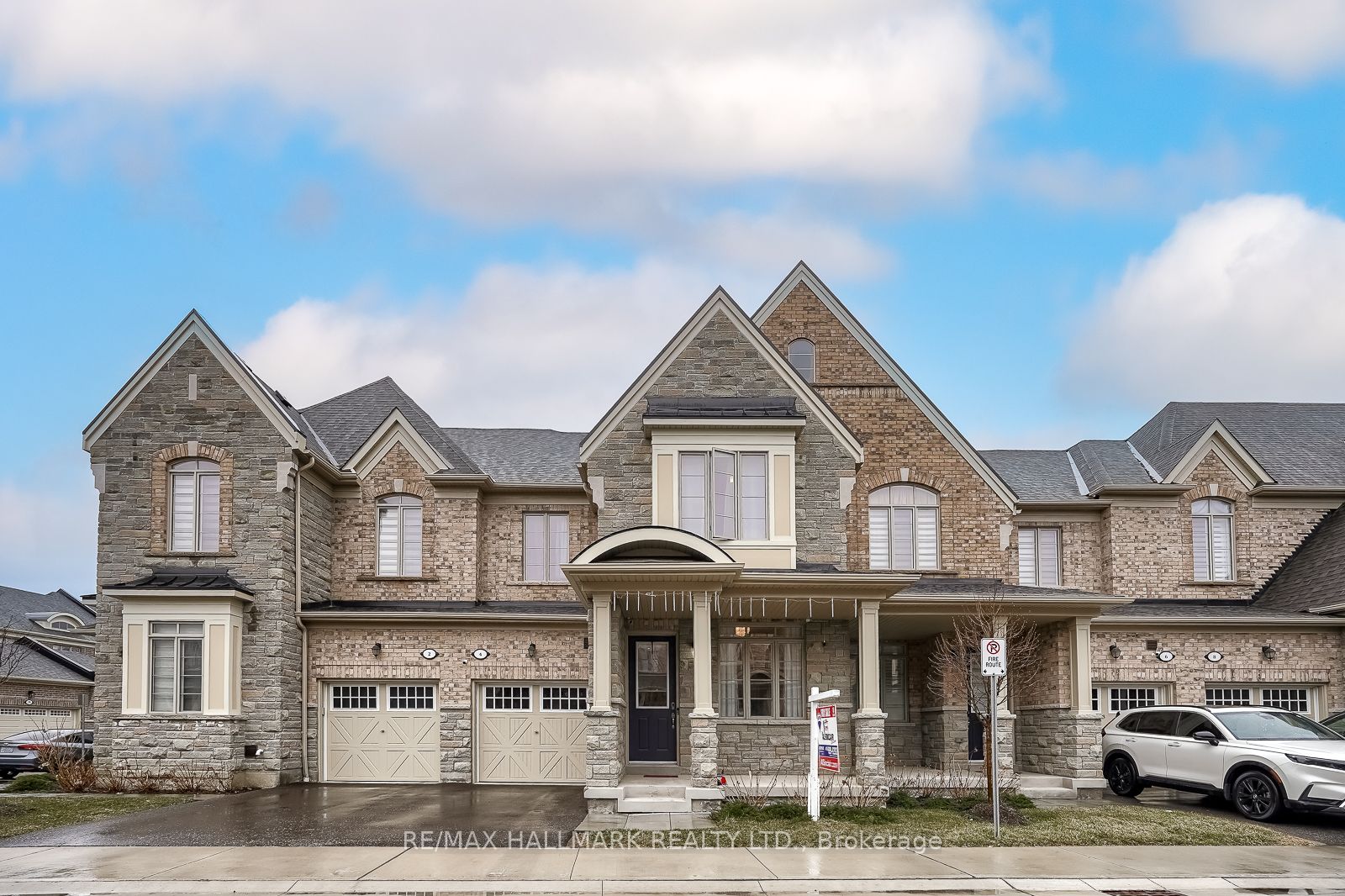 4 Hickling Lane Property Photo 2