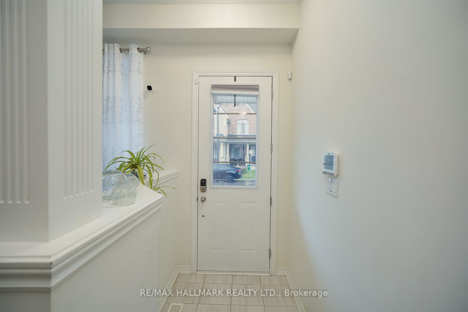 4 Hickling Lane Property Photo 6