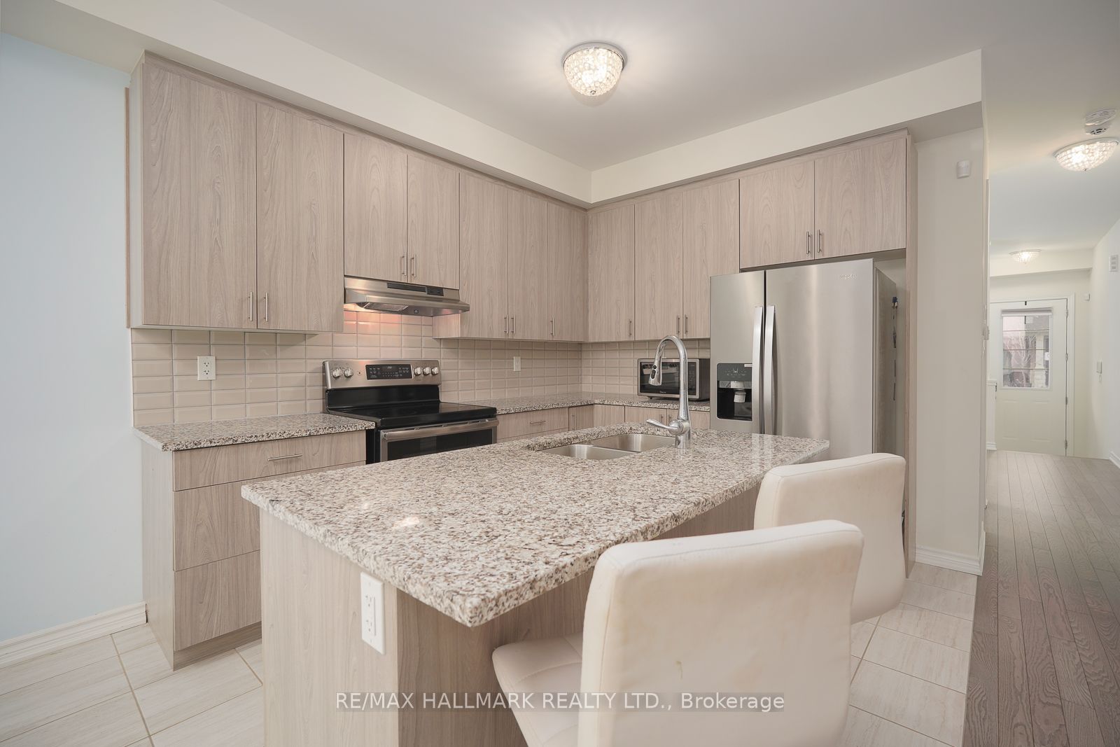 4 Hickling Lane Property Photo 17