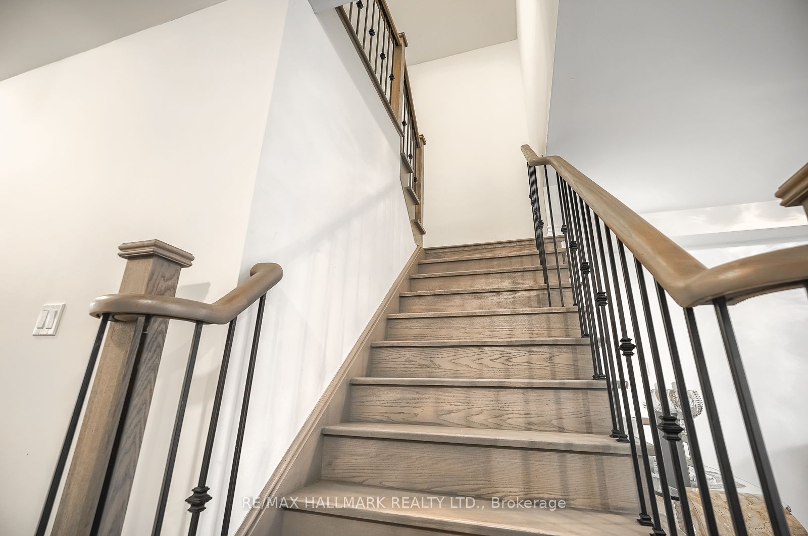 4 Hickling Lane Property Photo 24