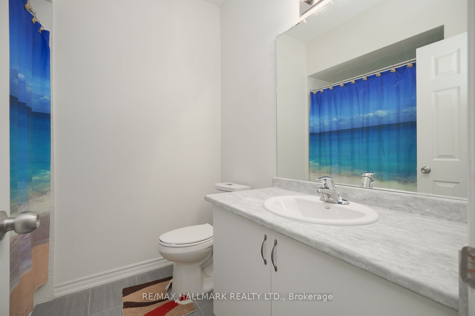 4 Hickling Lane Property Photo 35