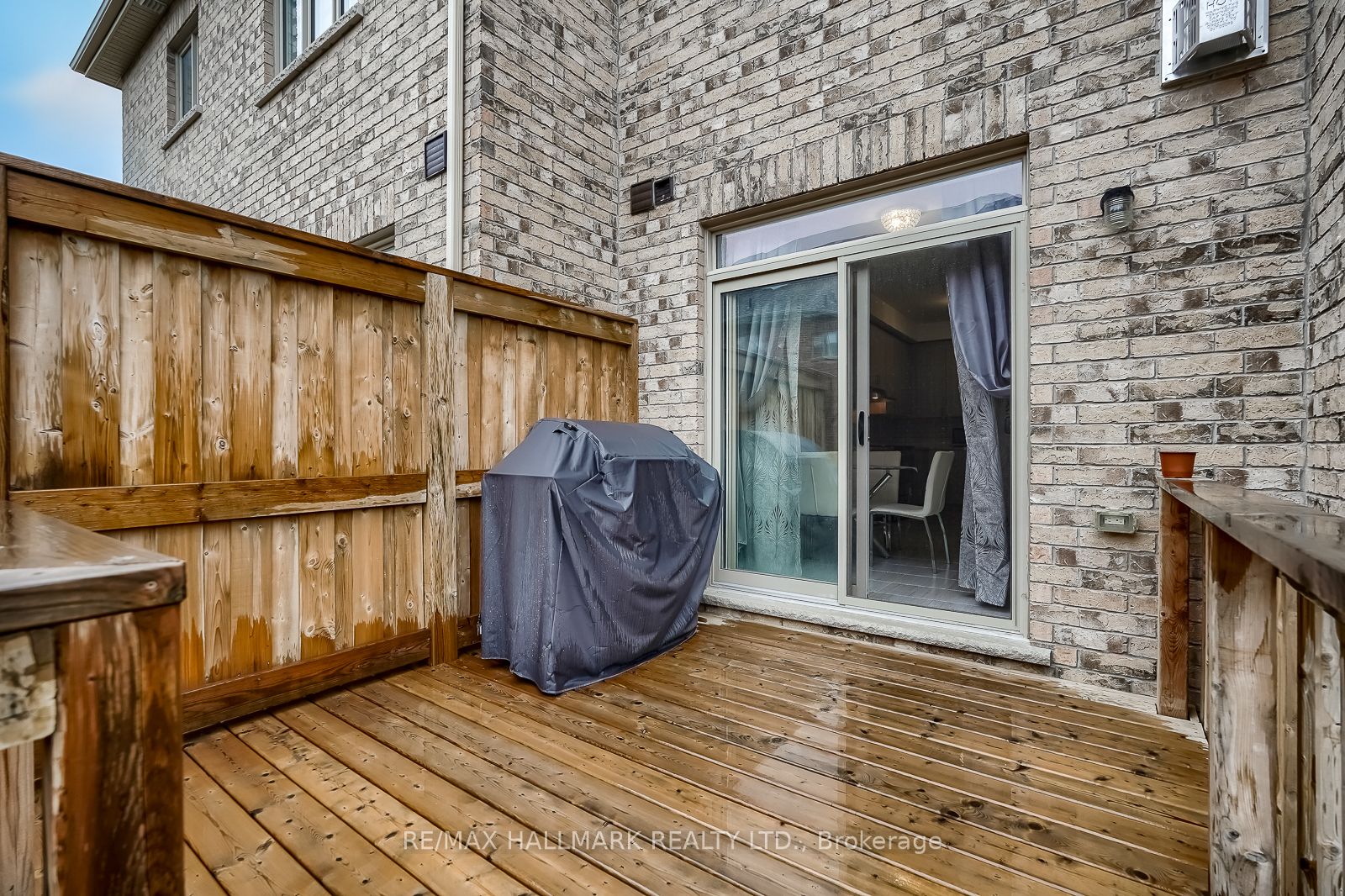 4 Hickling Lane Property Photo 40