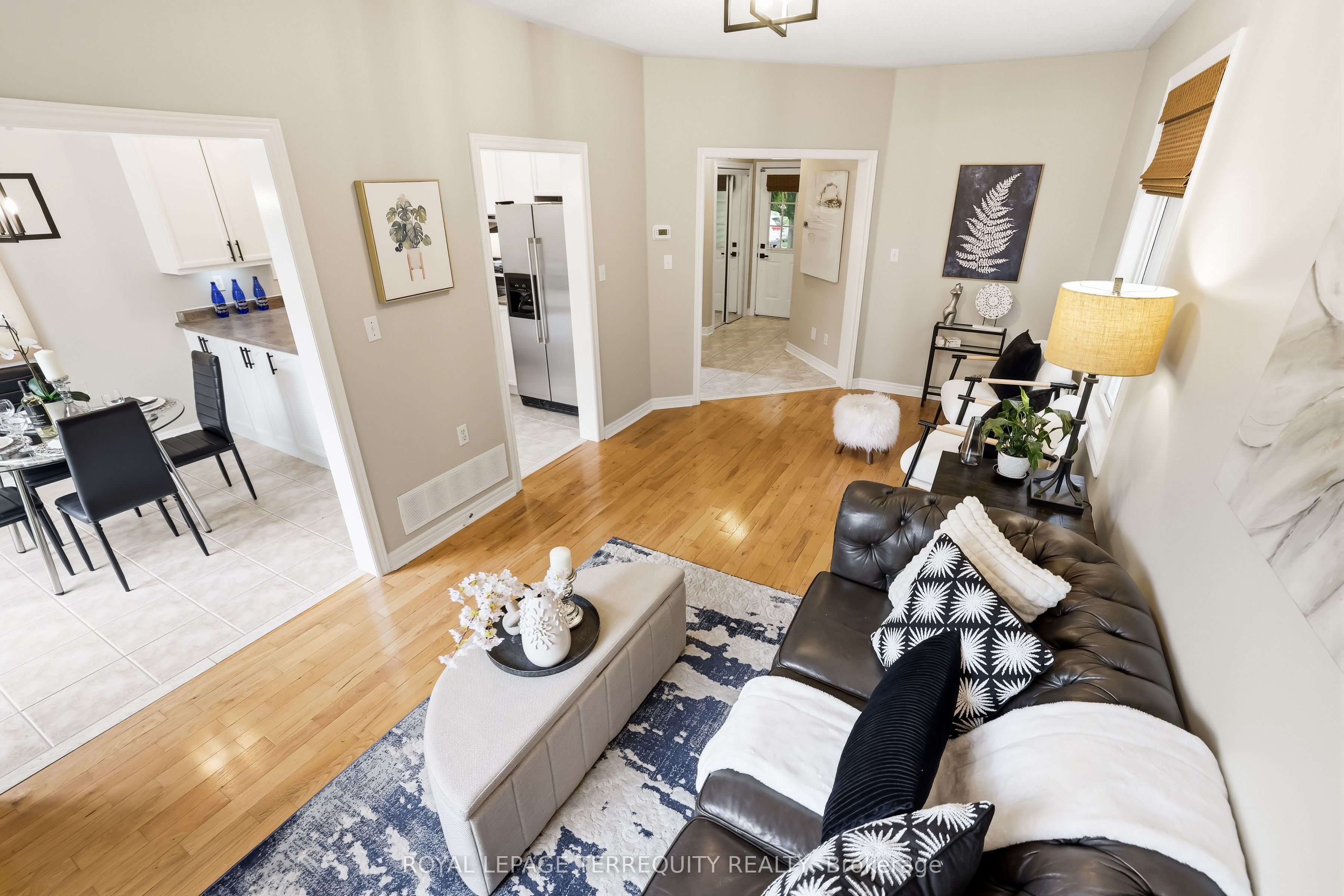 8 Sinden Drive Property Photo 10
