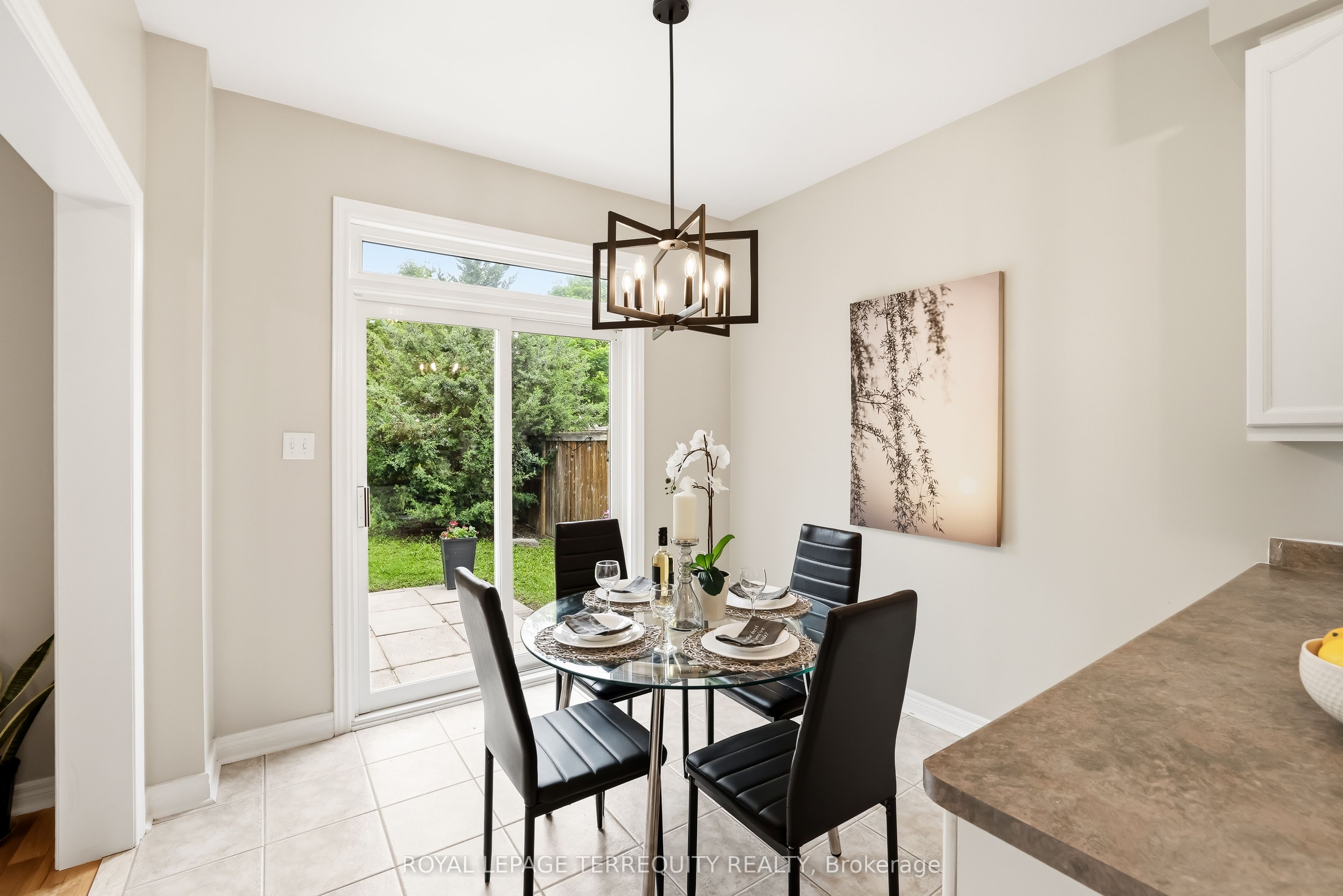 8 Sinden Drive Property Photo 18