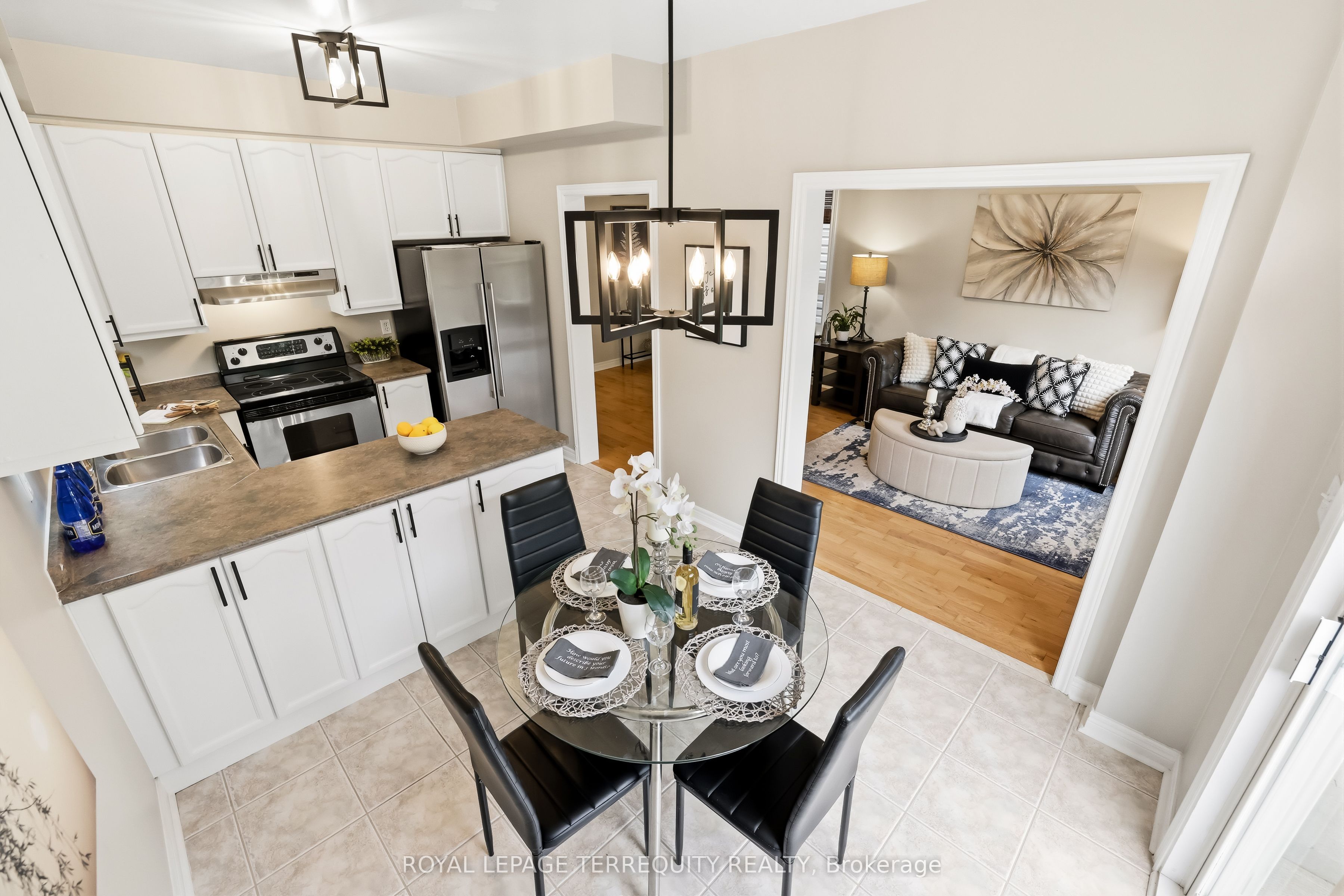 8 Sinden Drive Property Photo 19
