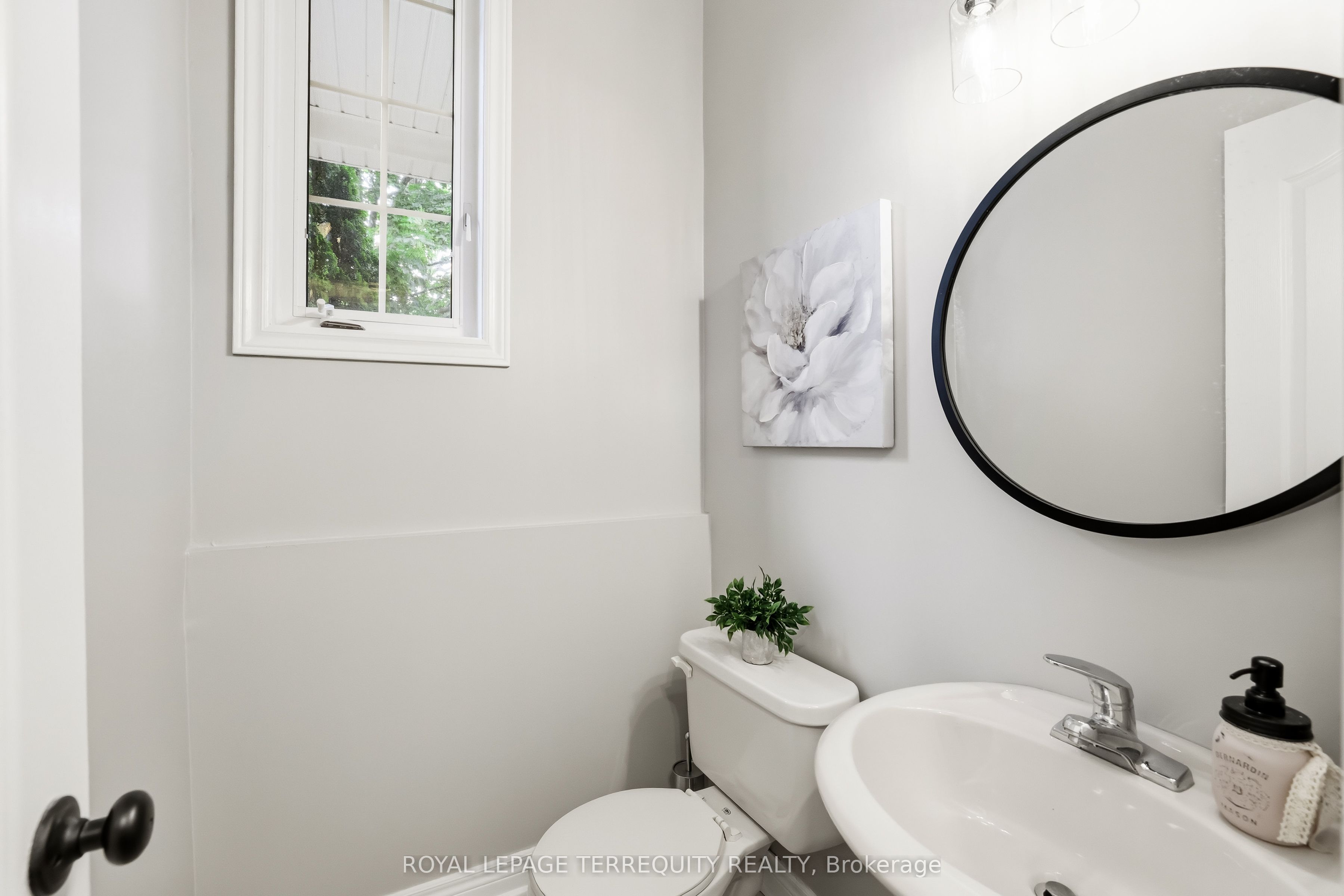 8 Sinden Drive Property Photo 22