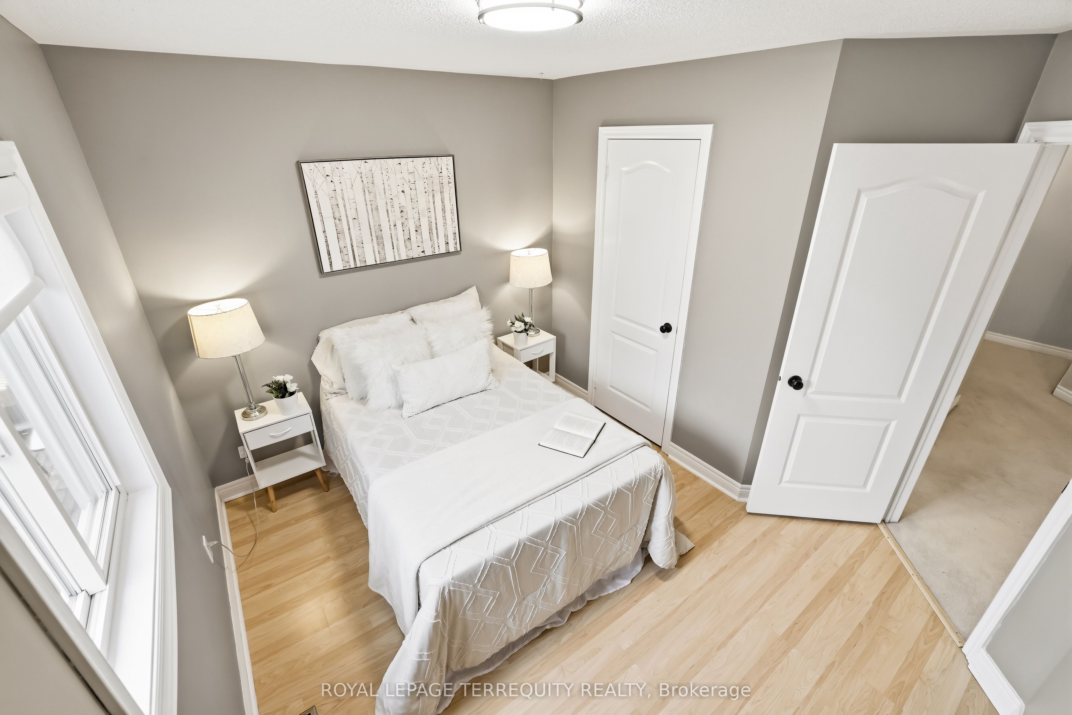8 Sinden Drive Property Photo 30