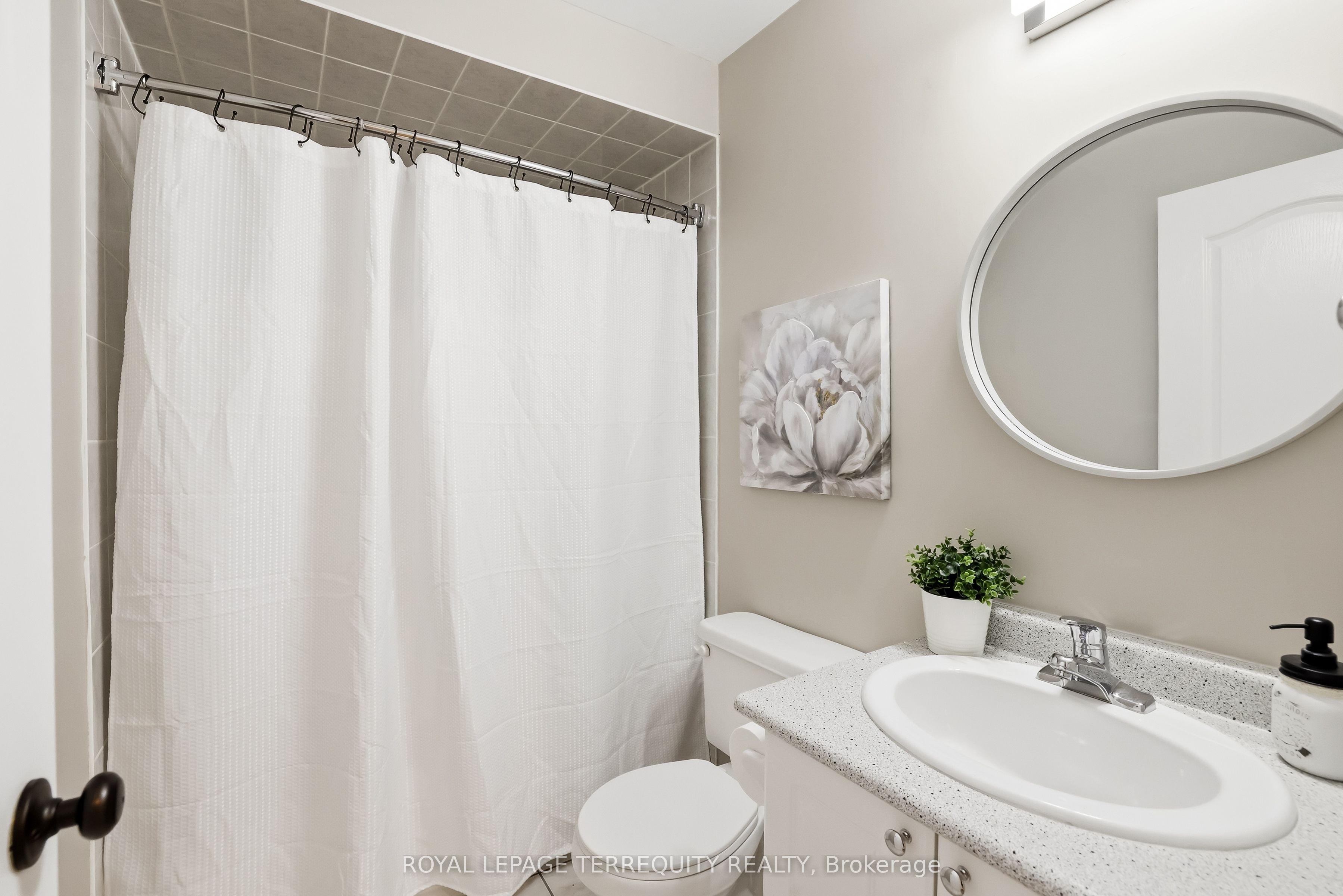 8 Sinden Drive Property Photo 33