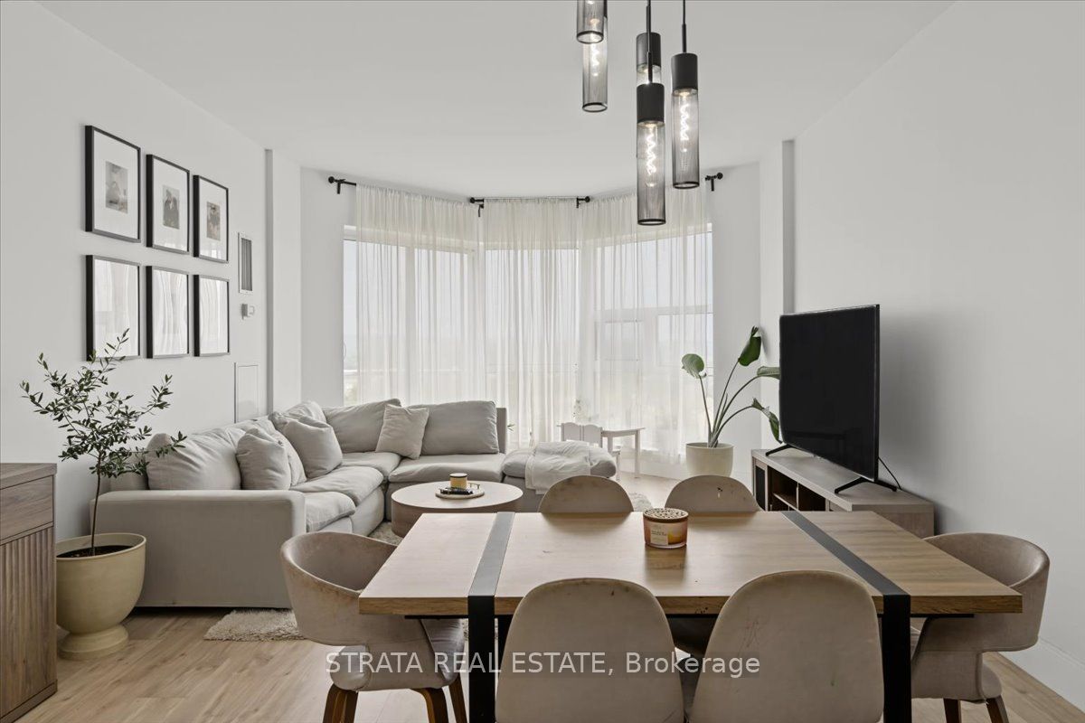 20 Dean Park Road Ph8 Property Photo 5