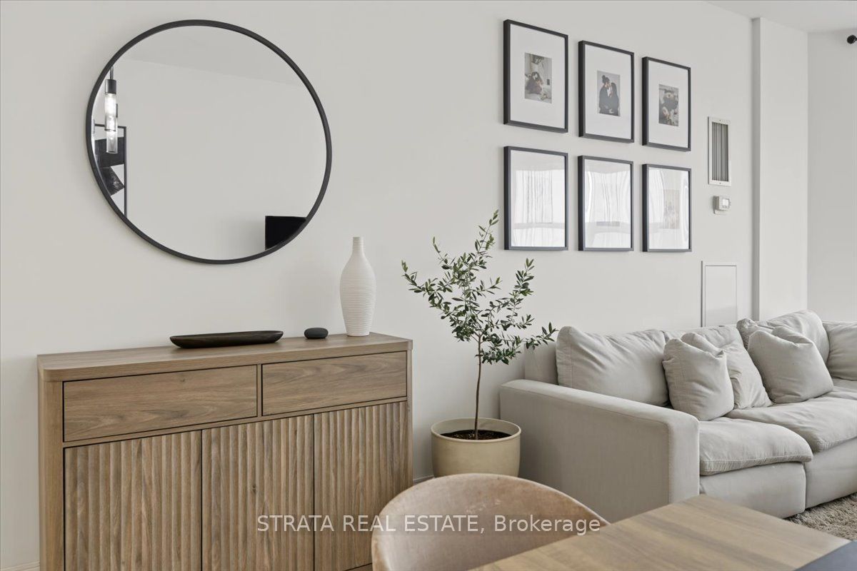 20 Dean Park Road Ph8 Property Photo 6