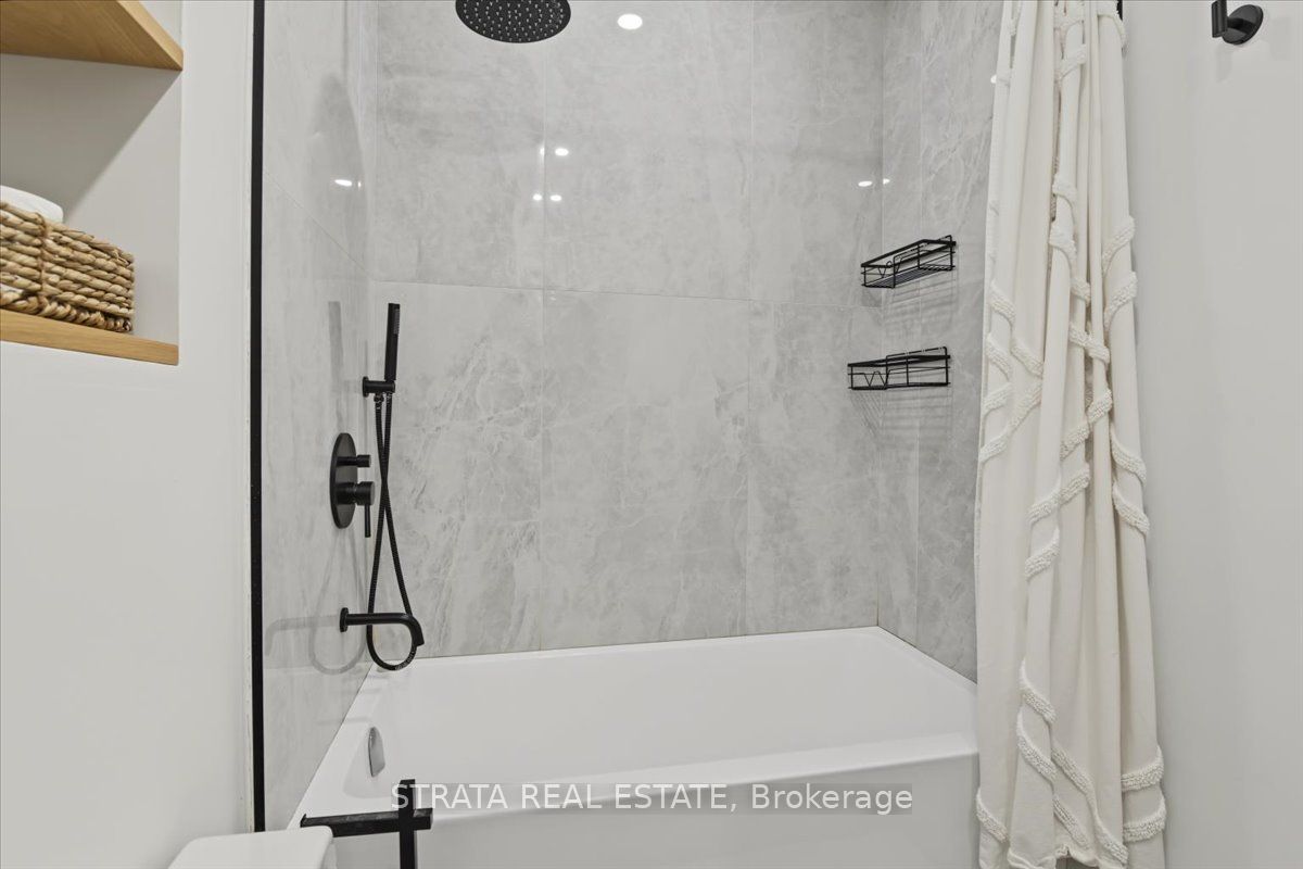 20 Dean Park Road Ph8 Property Photo 8