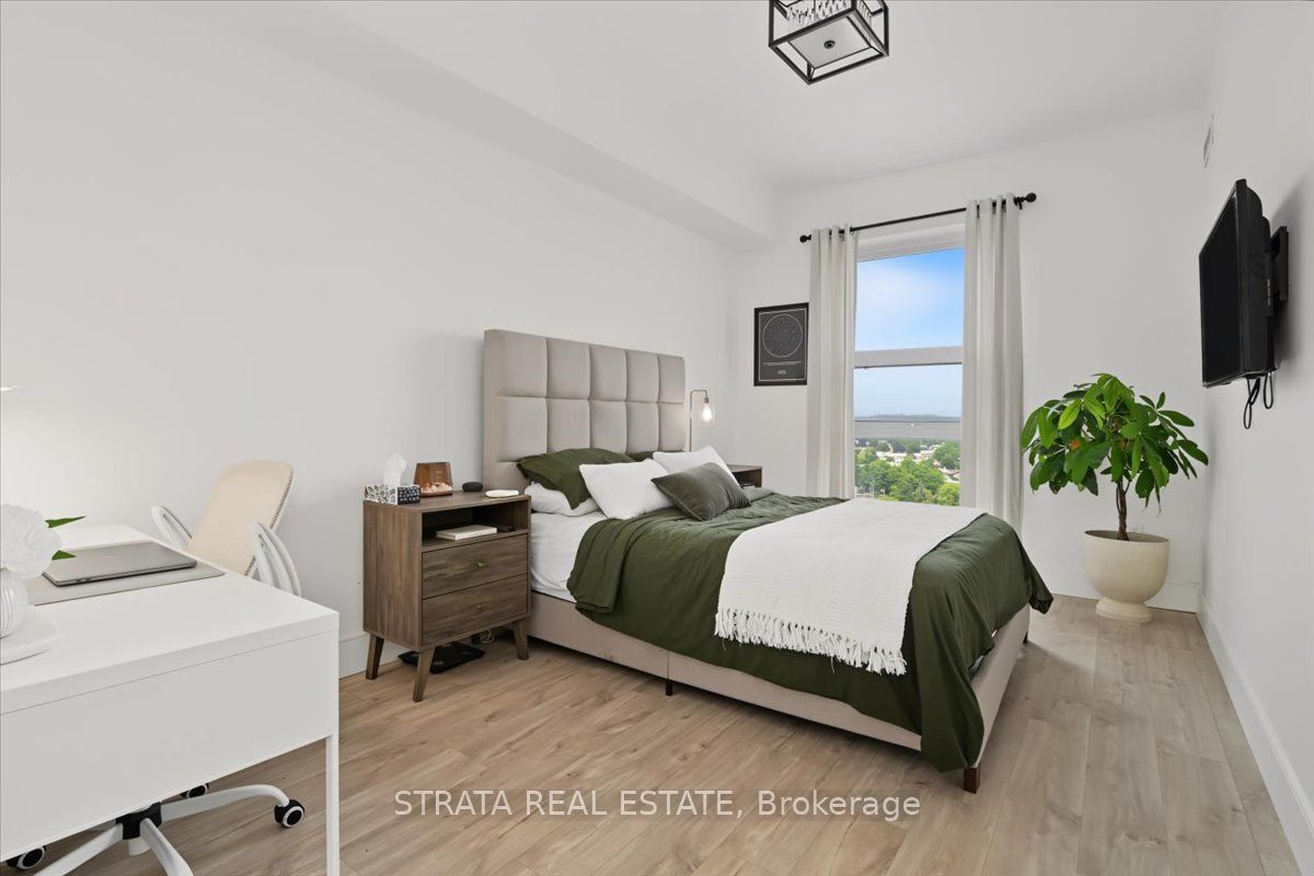20 Dean Park Road Ph8 Property Photo 10