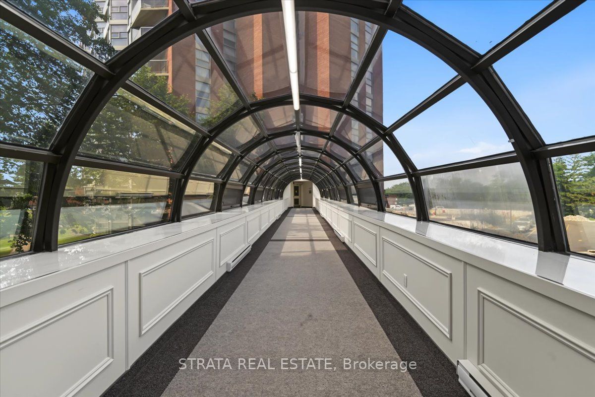 20 Dean Park Road Ph8 Property Photo 16