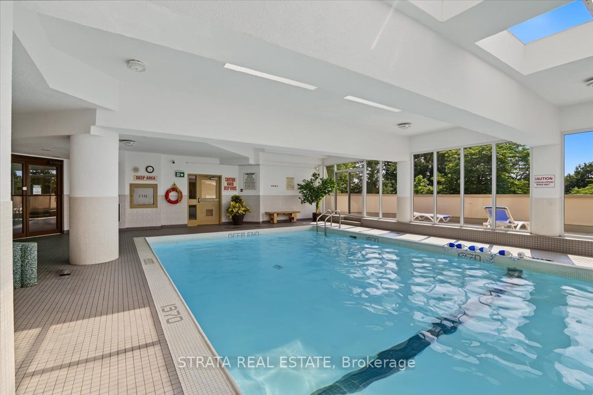 20 Dean Park Road Ph8 Property Photo 19