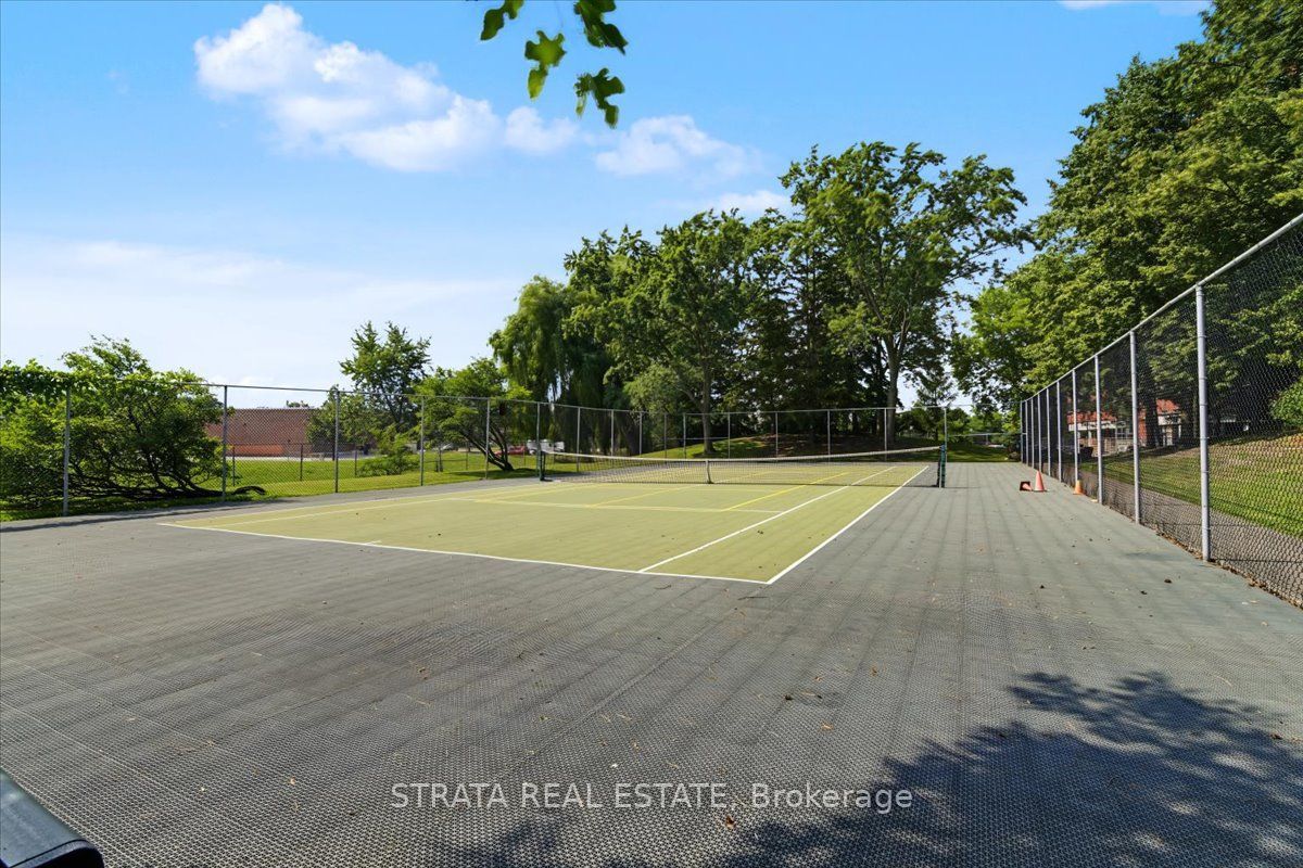 20 Dean Park Road Ph8 Property Photo 23