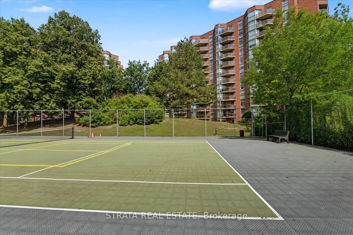 20 Dean Park Road Ph8 Property Photo 24
