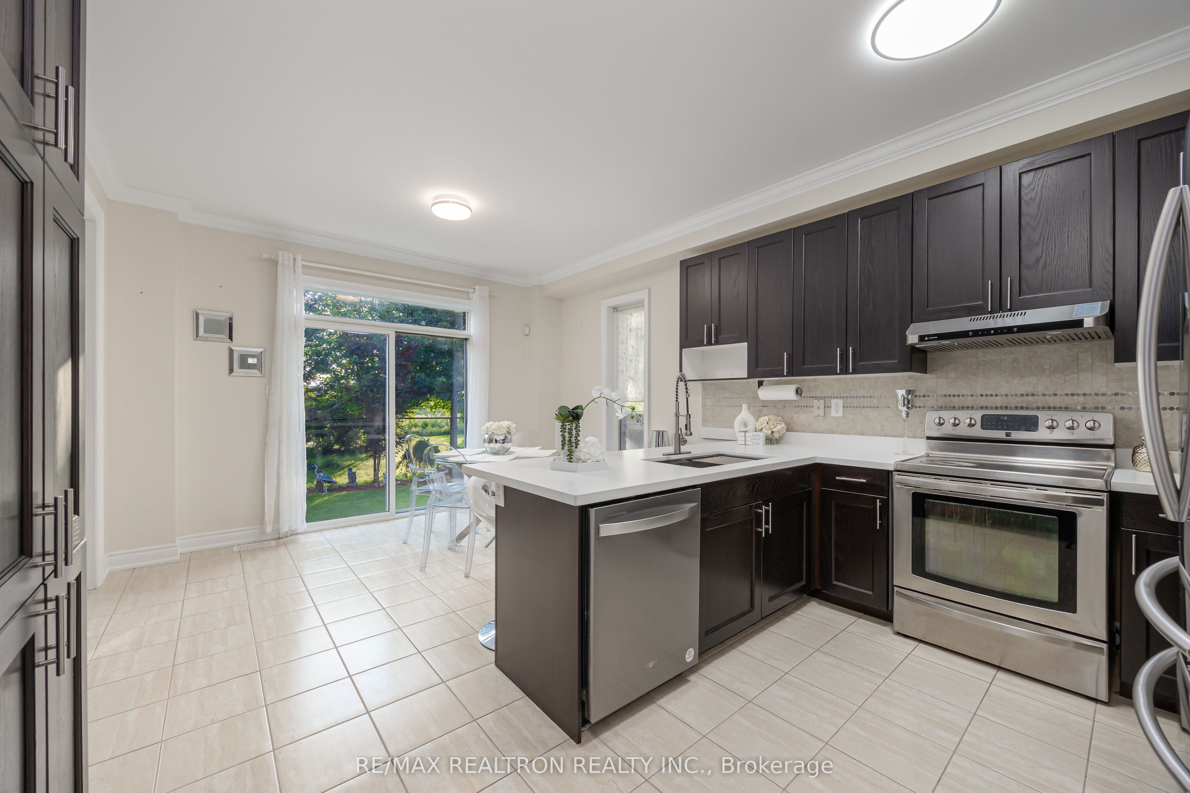 23 Beverton Crescent Property Photo 12