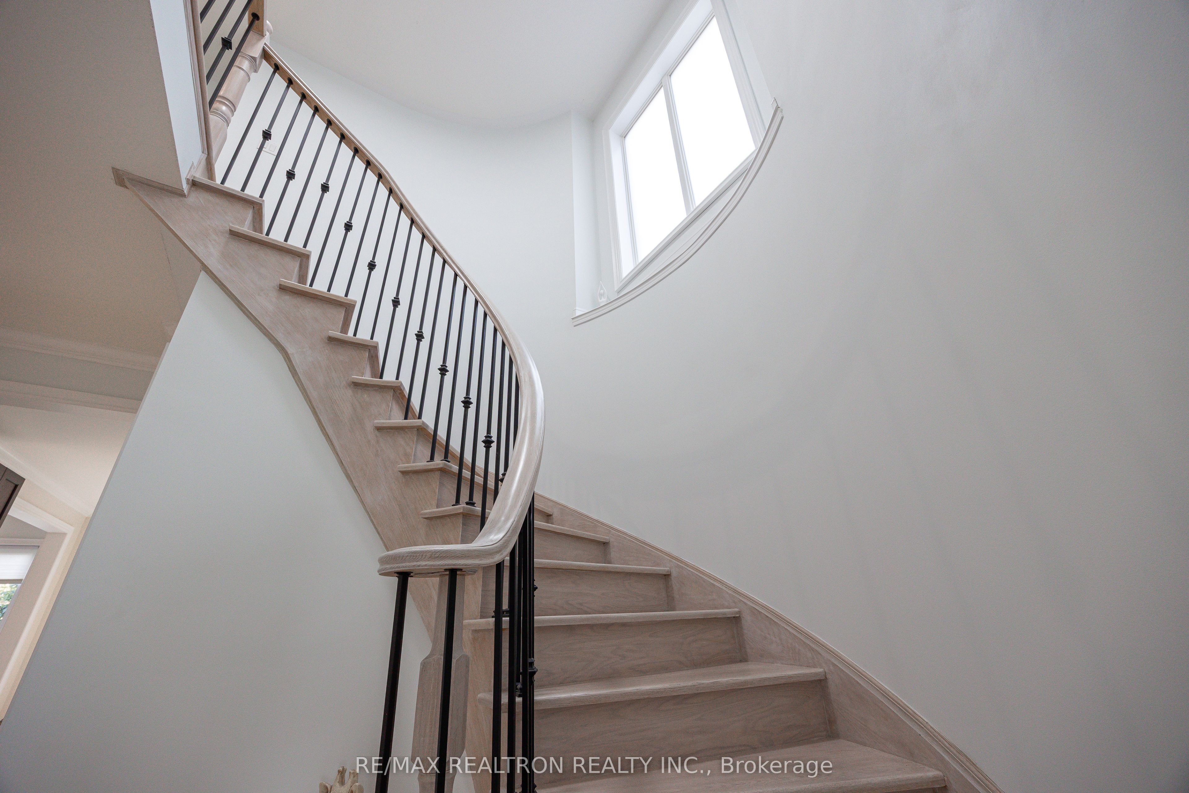 23 Beverton Crescent Property Photo 15