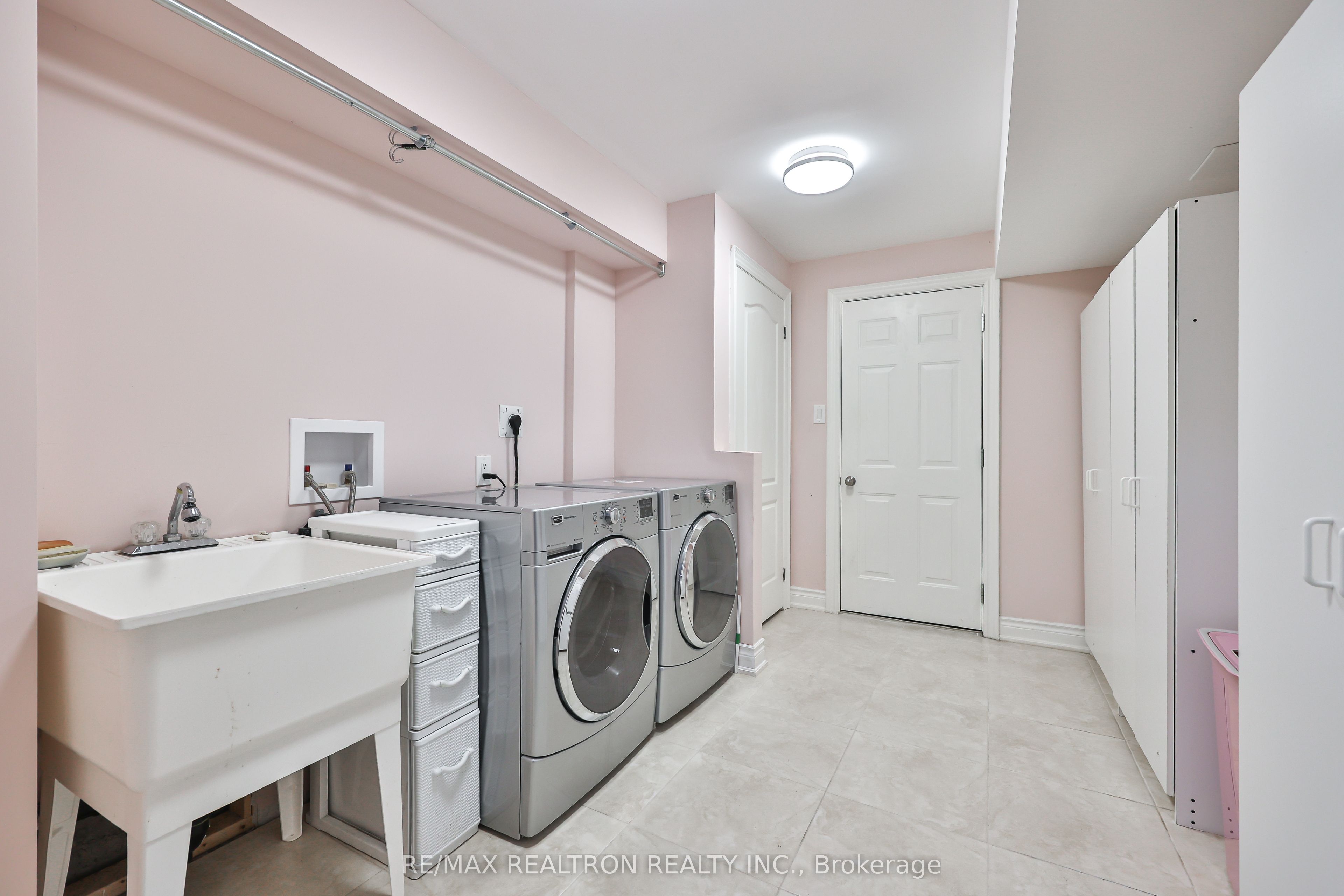 23 Beverton Crescent Property Photo 31