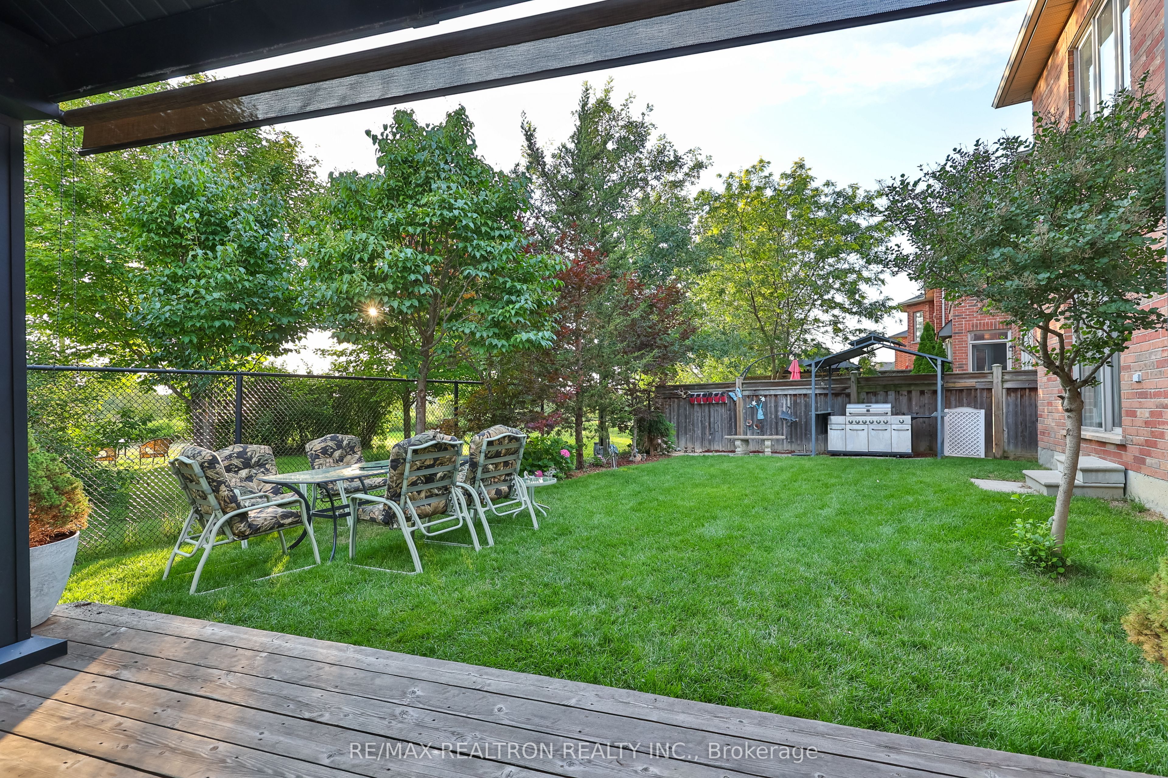 23 Beverton Crescent Property Photo 40
