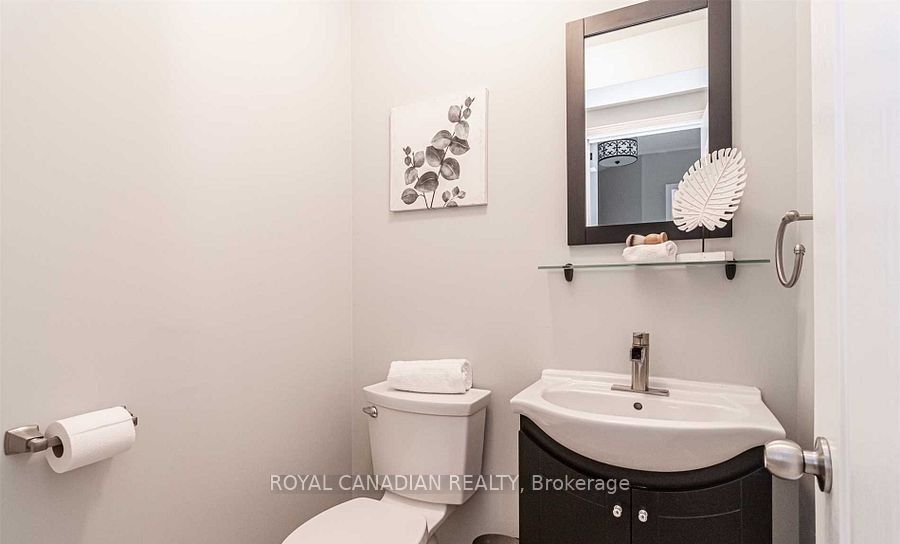 87 John Walter Crescent Property Photo 4
