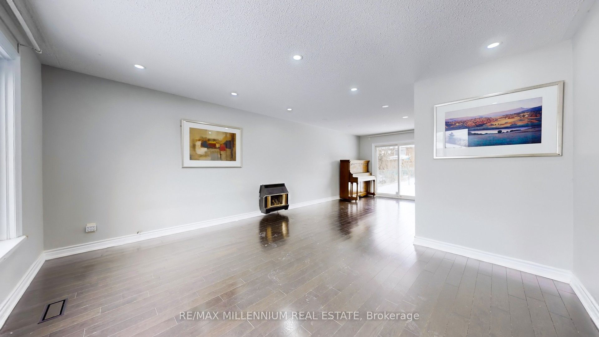 80 Rainier Square Upper Property Photo 7