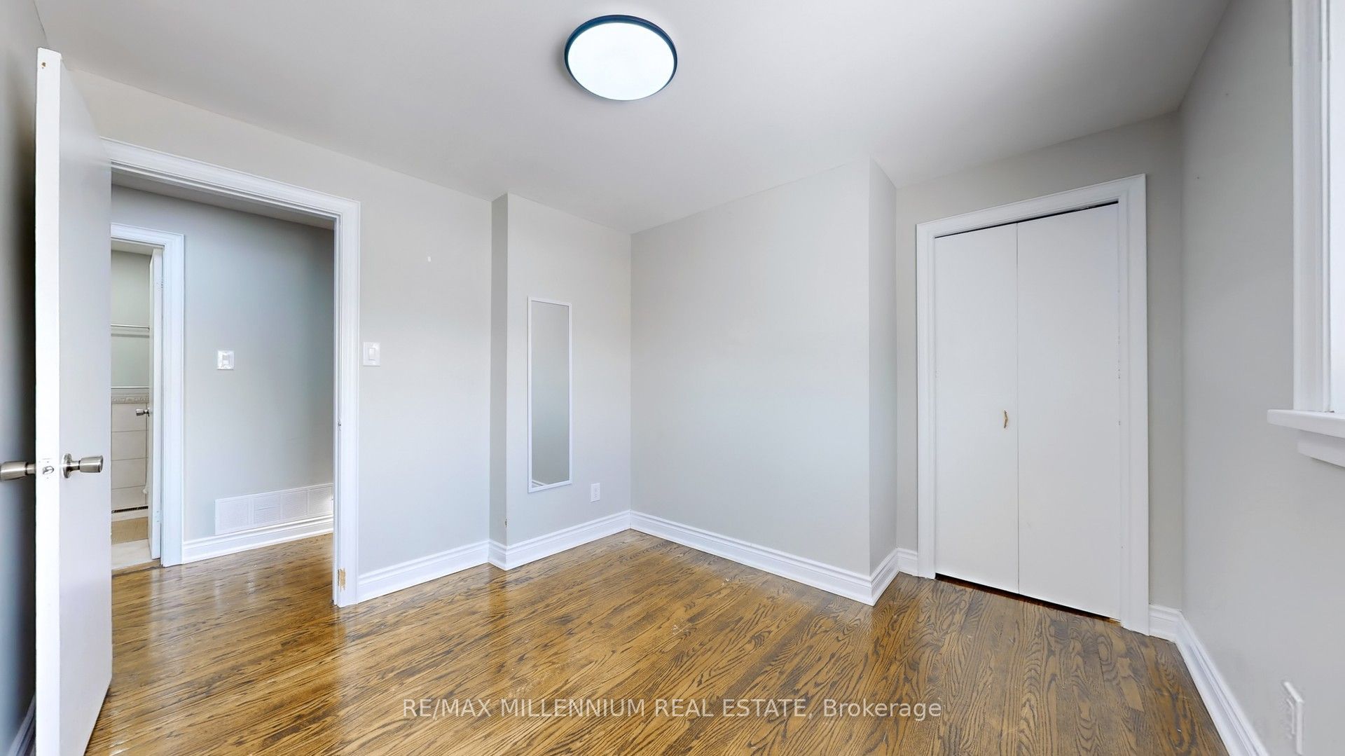 80 Rainier Square Upper Property Photo 33