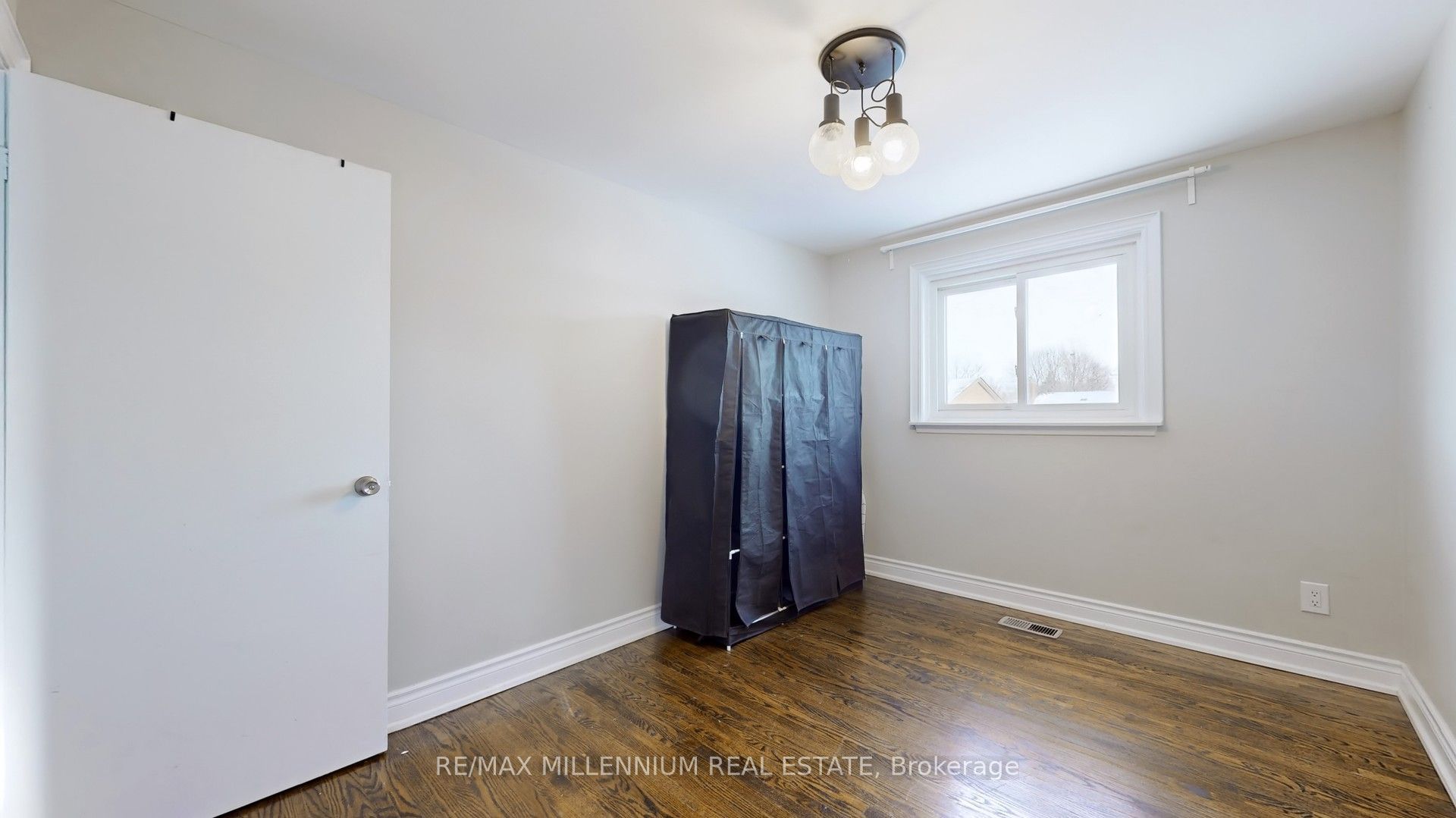80 Rainier Square Upper Property Photo 34