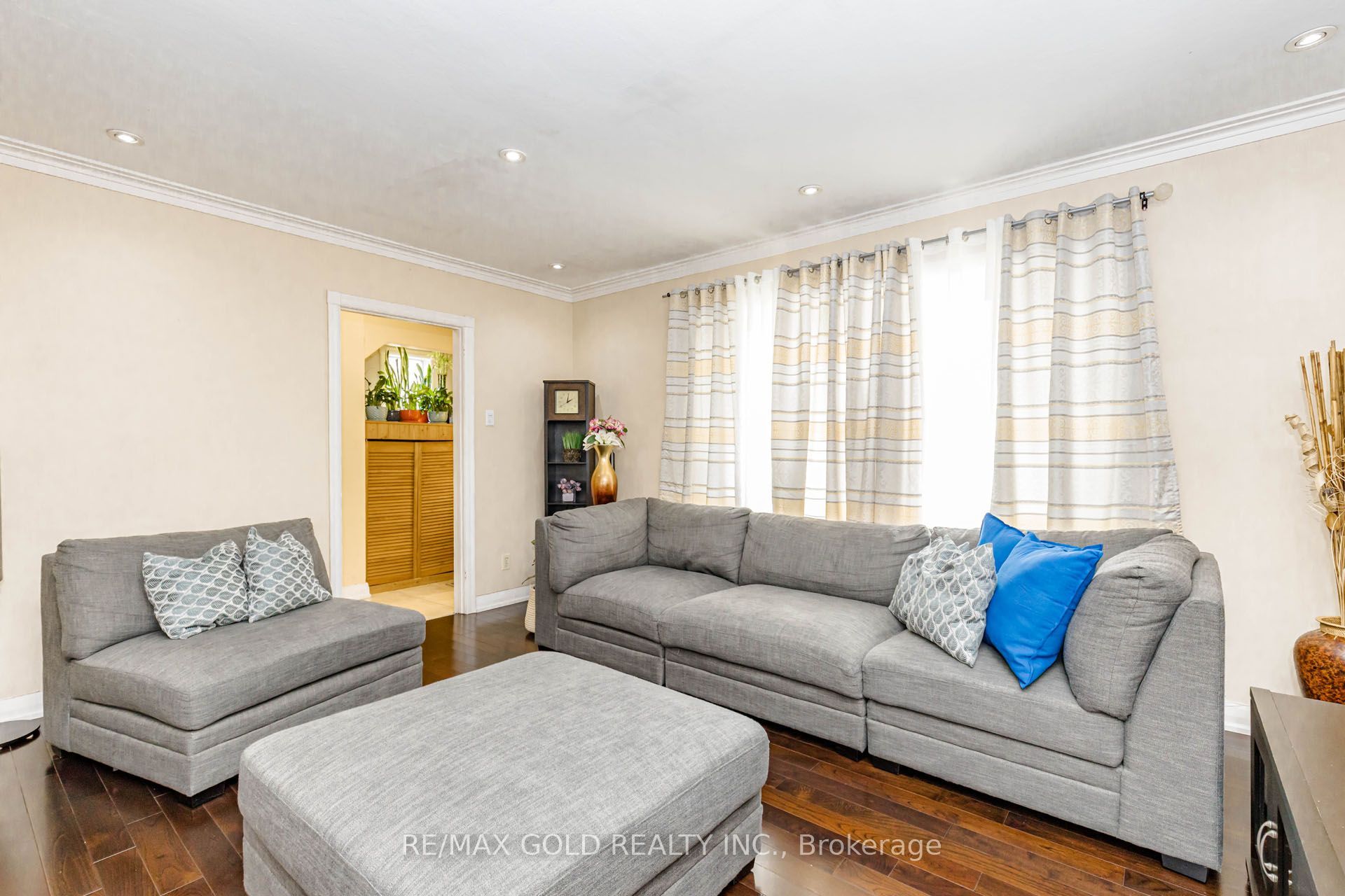 23 Rensburg Drive Property Photo 8