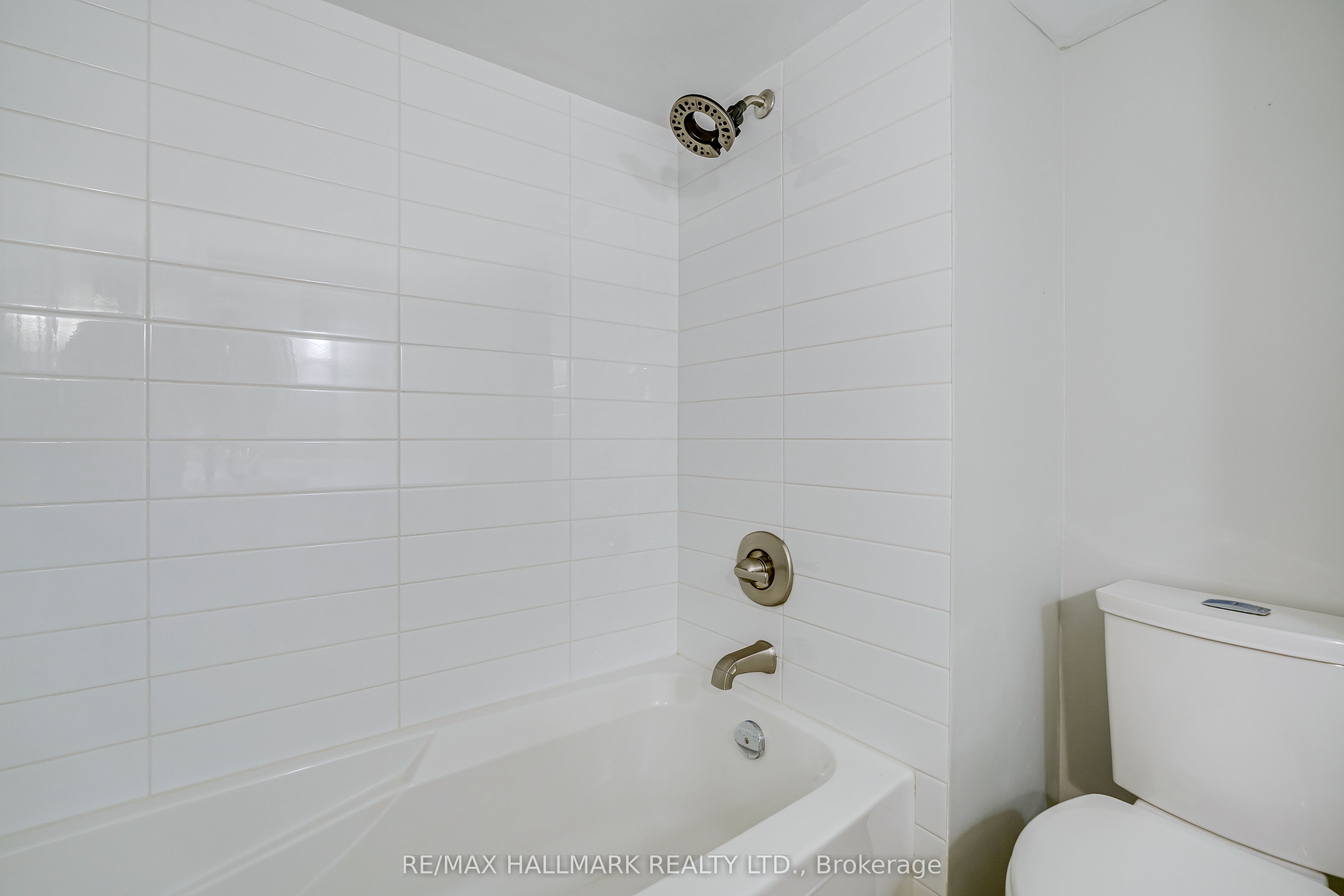 115 Rainsford Road Lower Property Photo 11