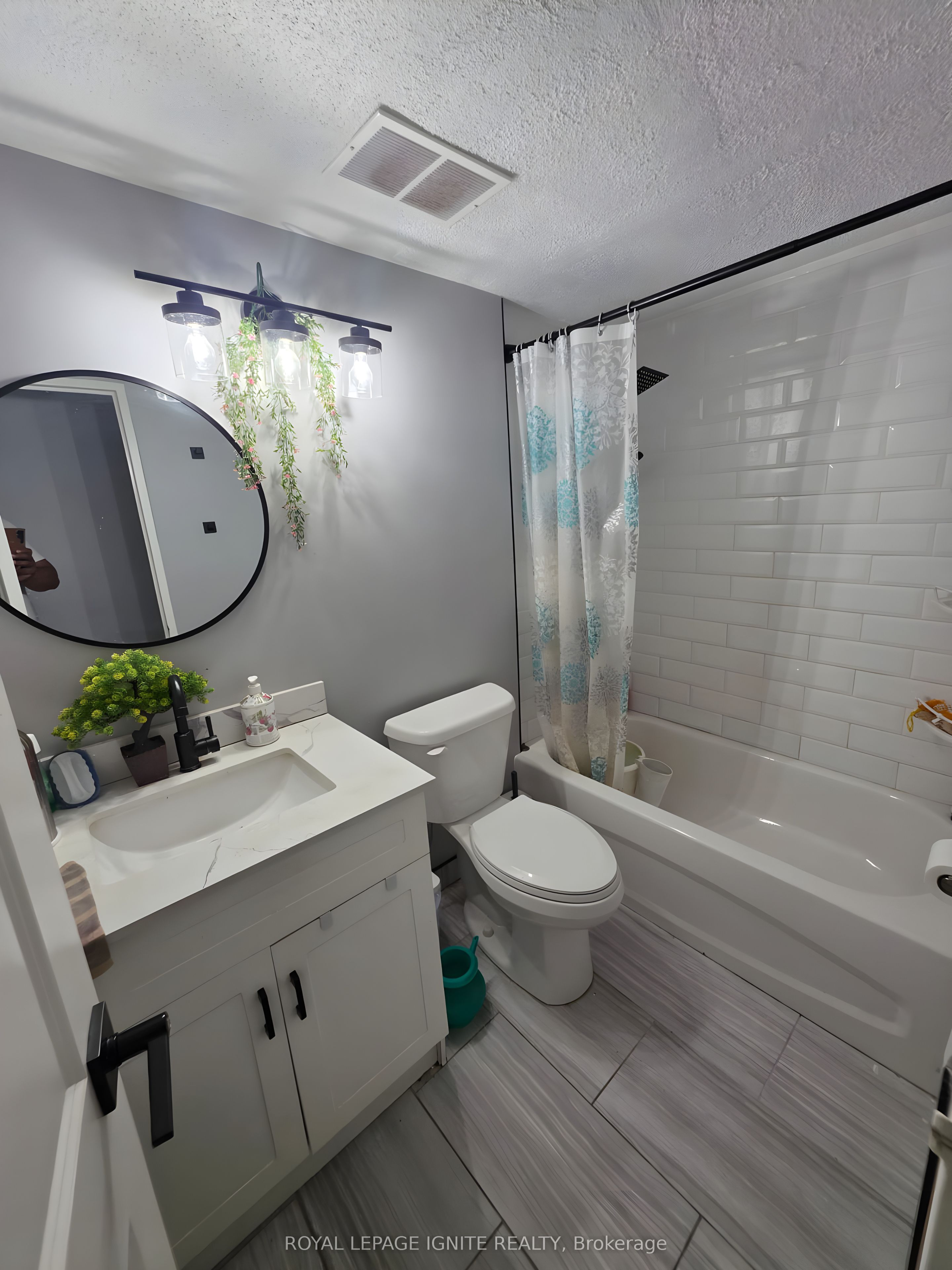 5 Massey Square 415 Property Photo 19