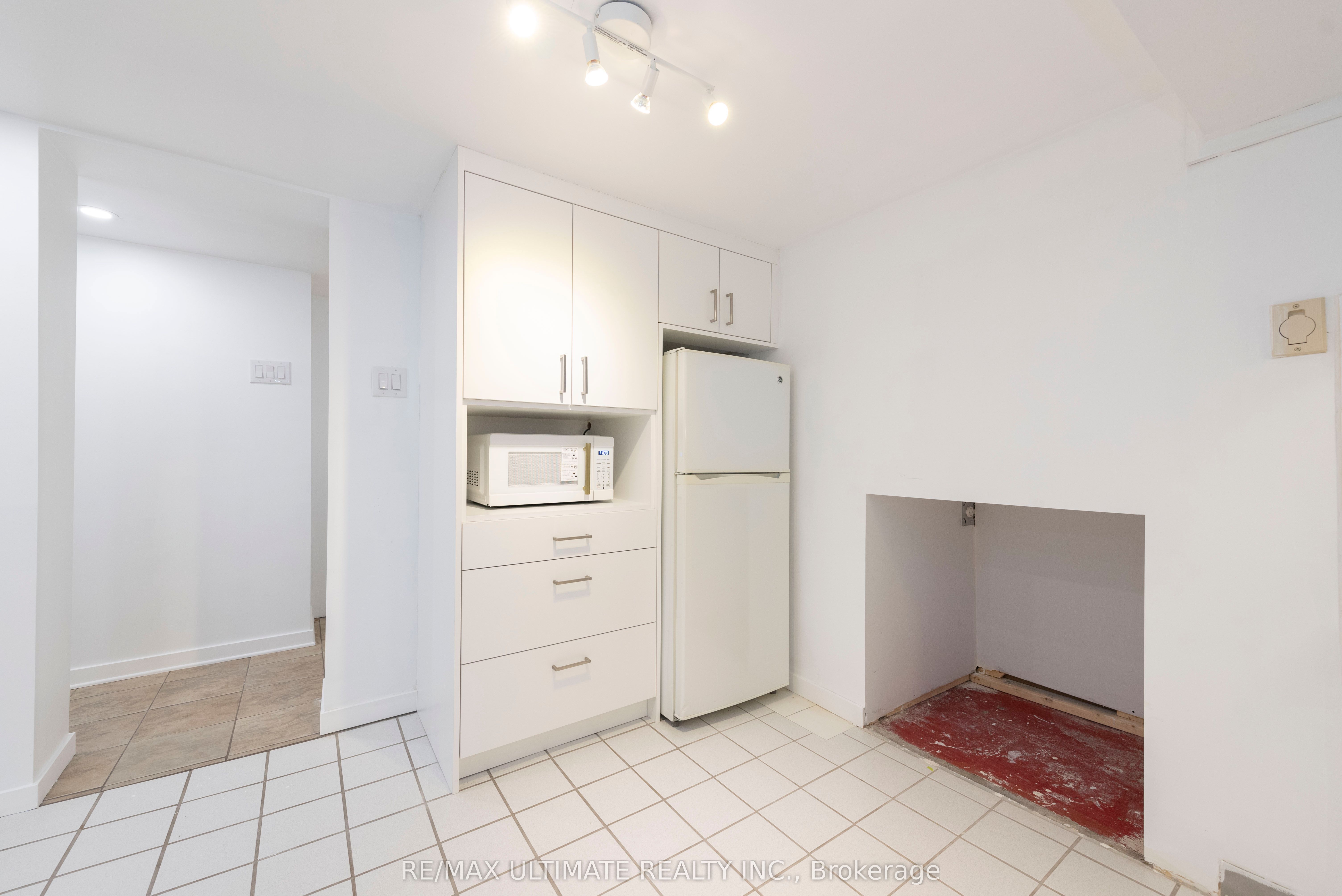 7 Joanith Lower Drive Property Photo 16
