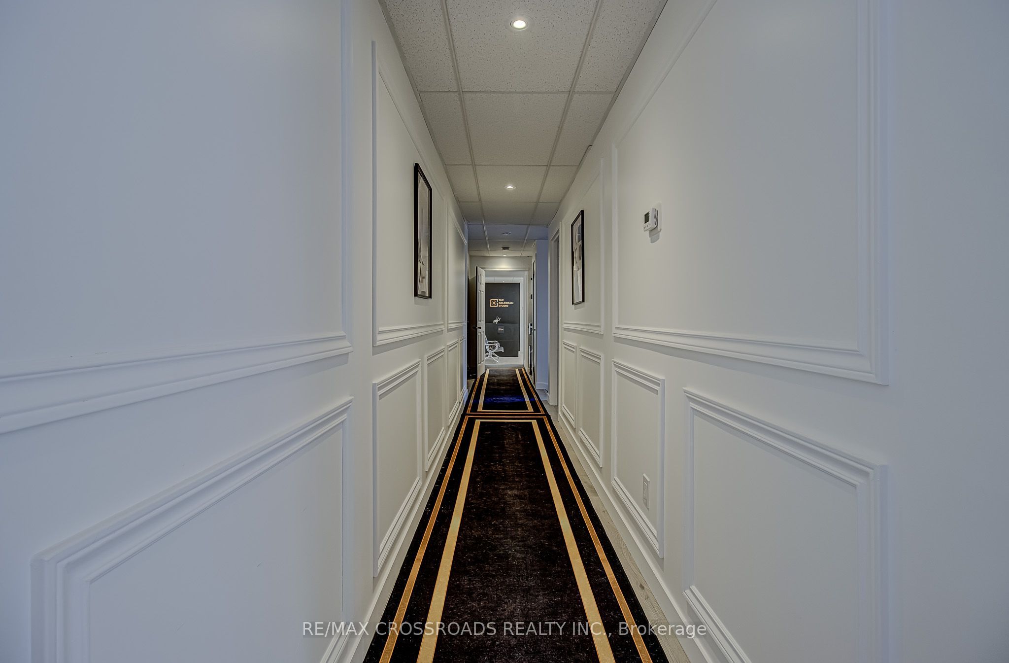 2017 Danforth Avenue 2nd Floor Property Photo 11