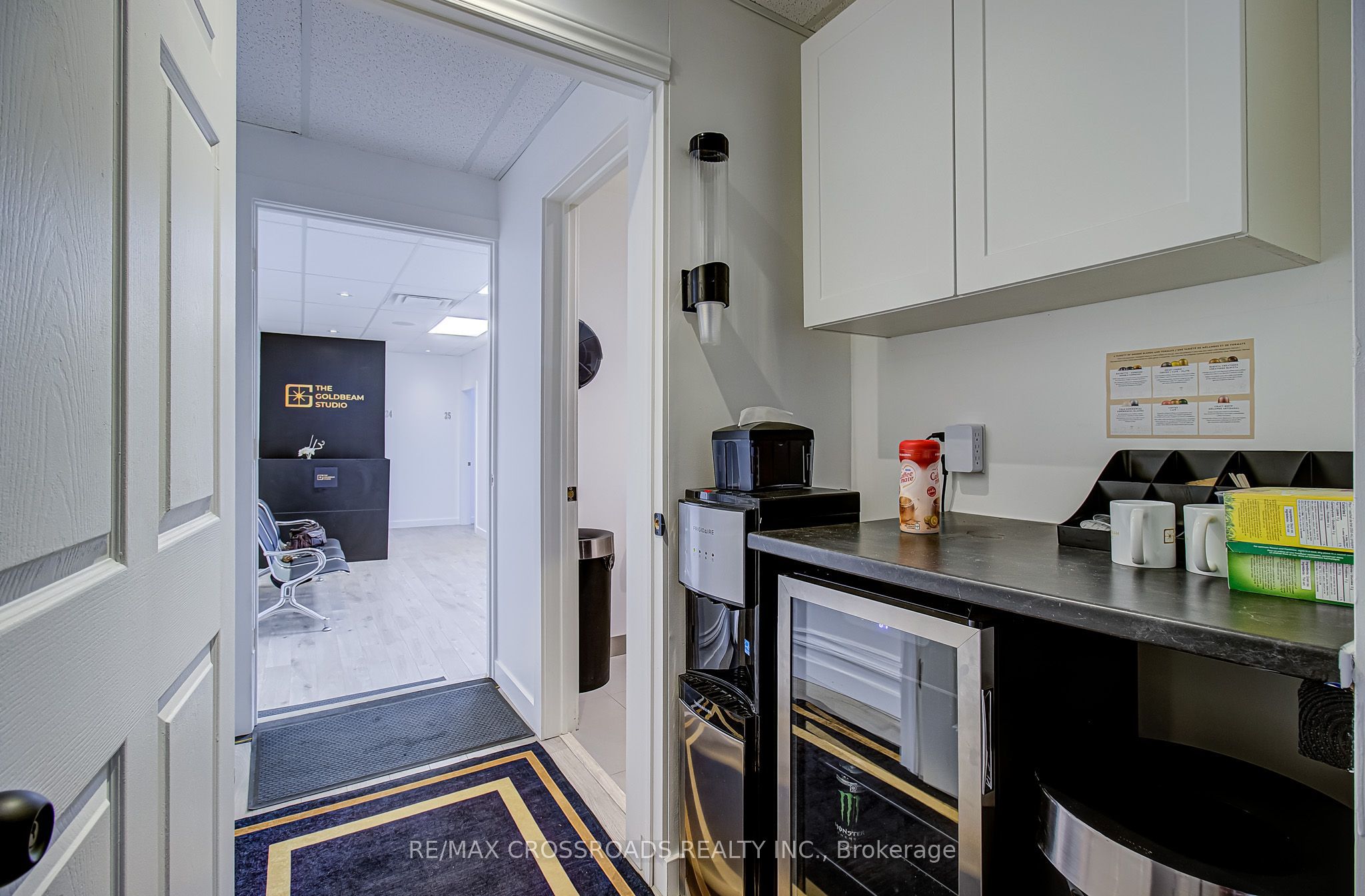 2017 Danforth Avenue 2nd Floor Property Photo 14