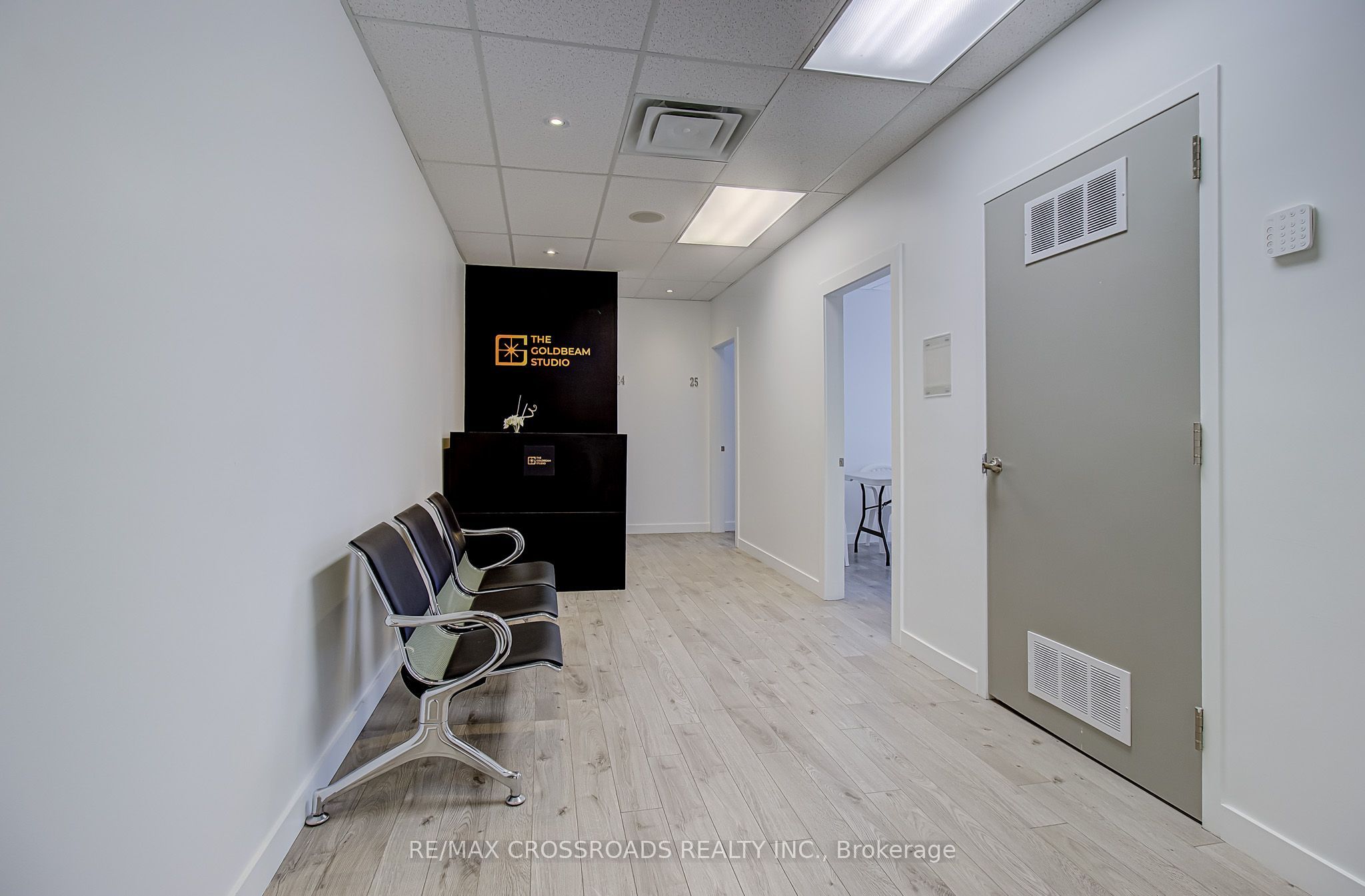 2017 Danforth Avenue 2nd Floor Property Photo 17