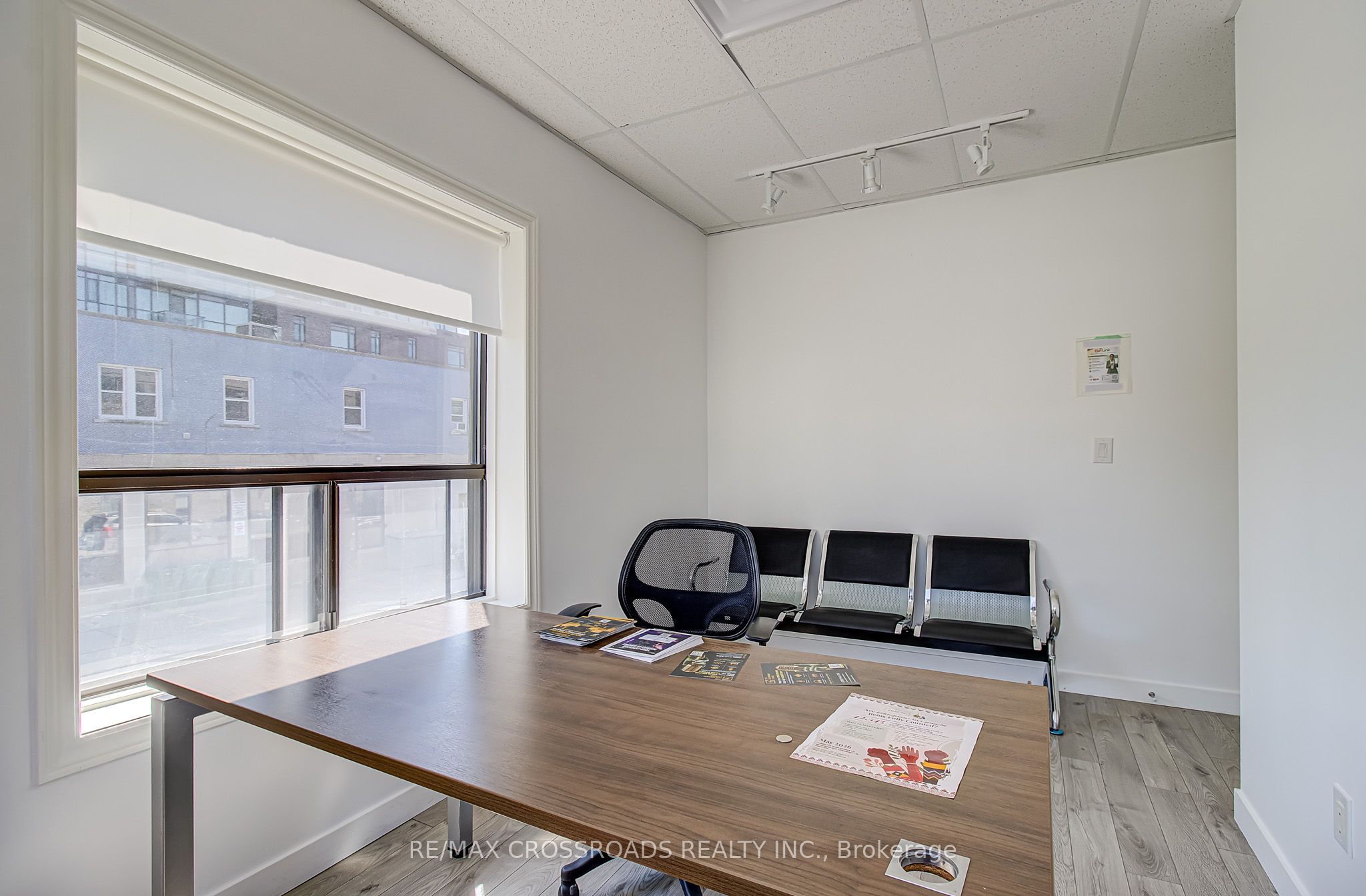2017 Danforth Avenue 2nd Floor Property Photo 23